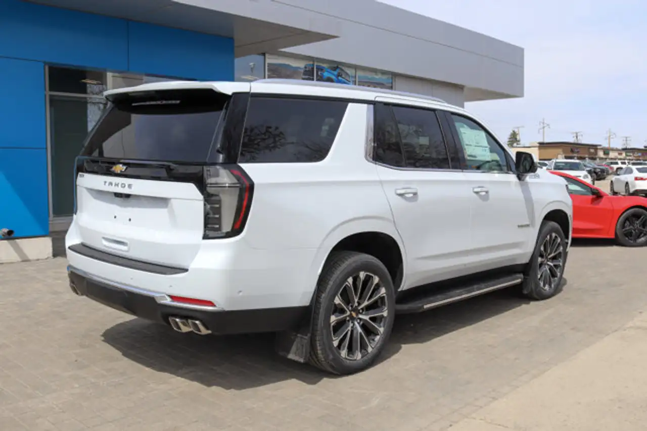 Chevrolet Tahoe снимка Chevrolet Tahoe