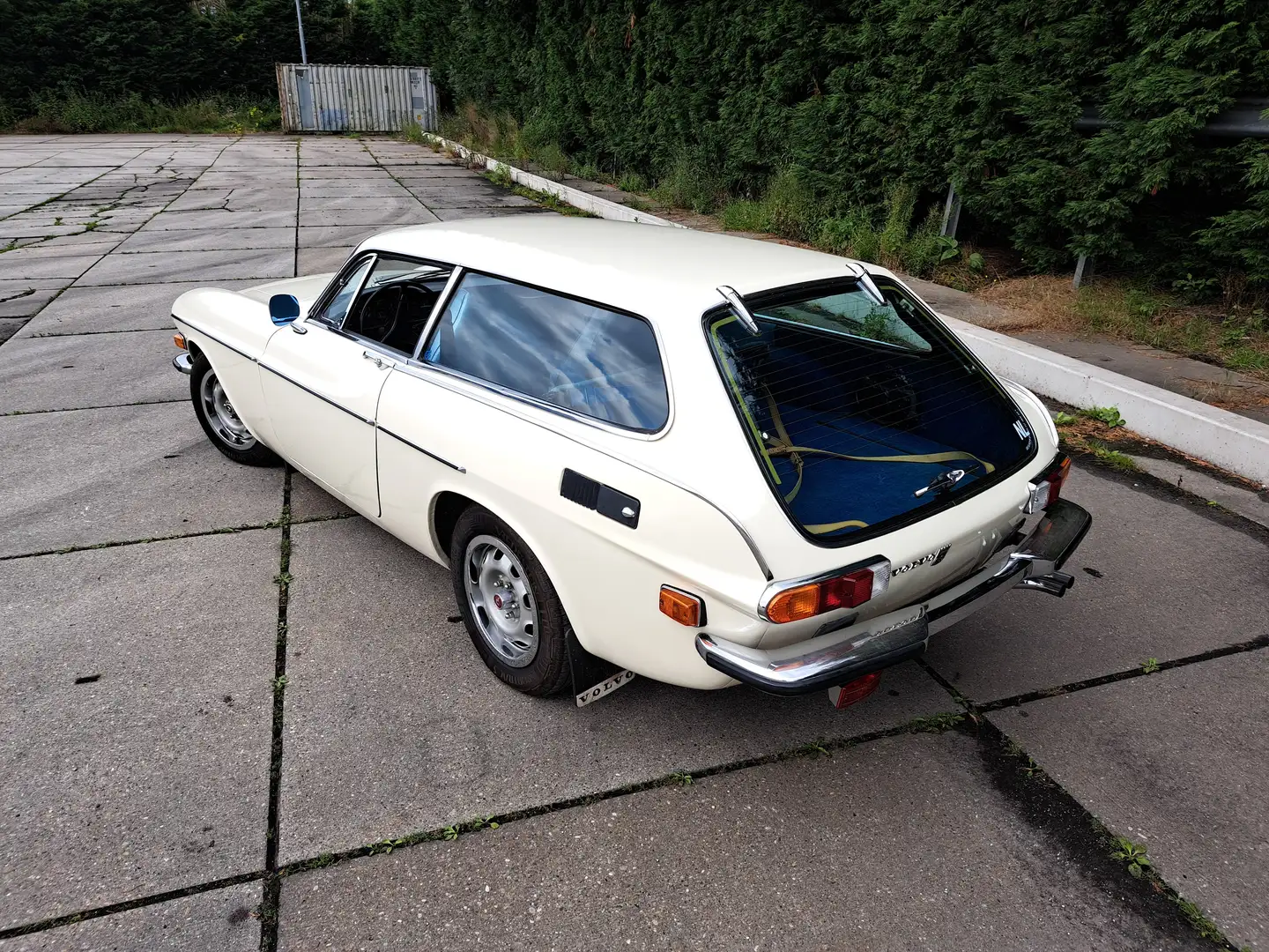 Volvo P1800 ES Blanc - 1