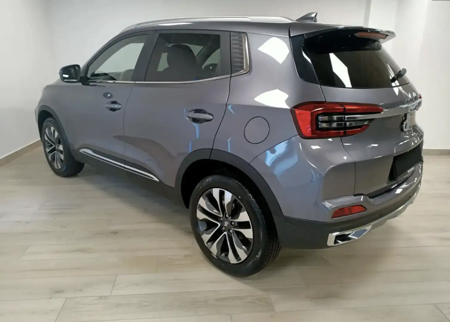 DR Automobiles DR F35 5.0 1.5 GLP CVT Gris - 2