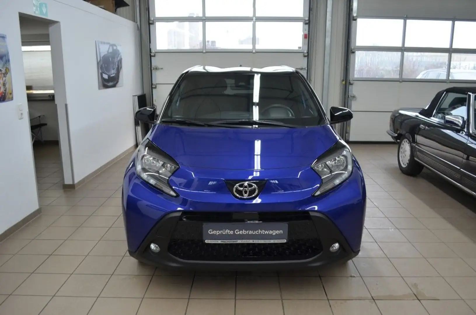 Toyota Aygo X 1,0 Automatik Team D*APPLE-CAR*ANDROID* Blau - 2