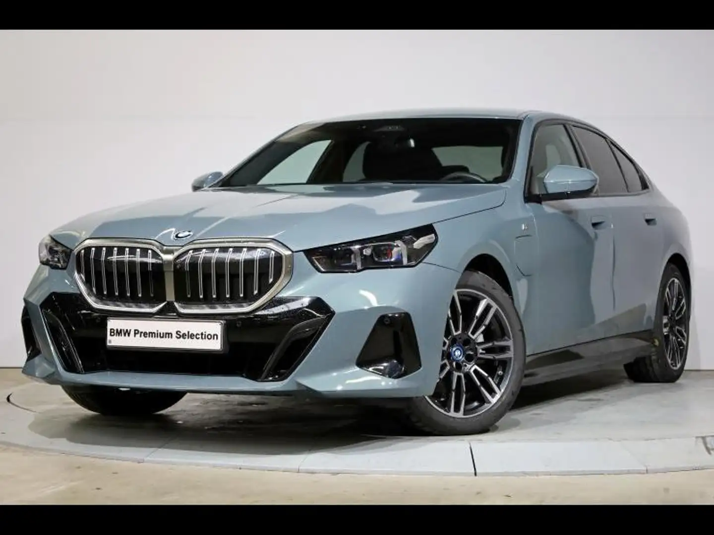 BMW 530 e Berline Kit M Sport Zelená - 1