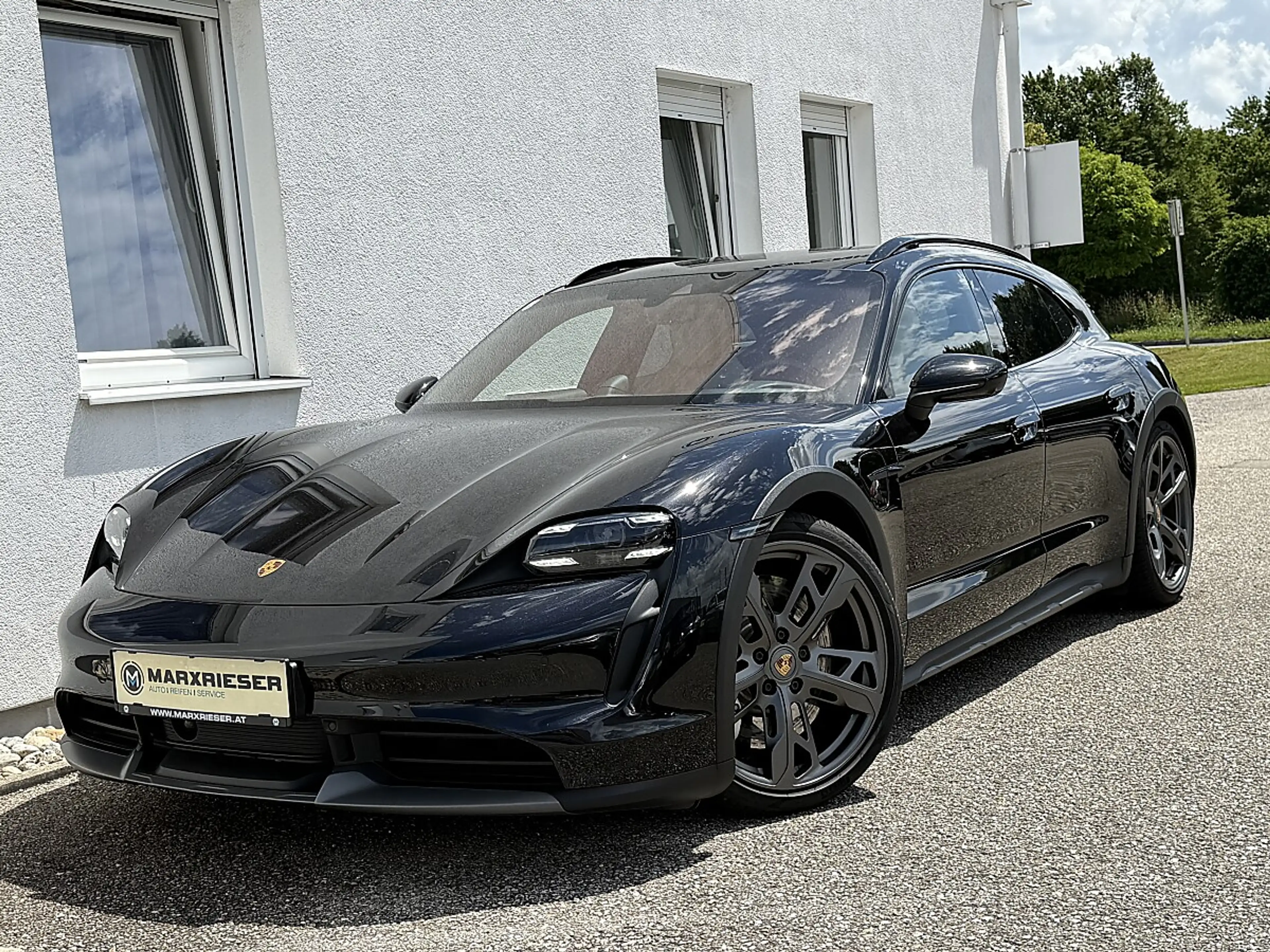 Porsche Taycan TURBO Cross Turismo | APPROVED | Panorama | Mat... — photo 10