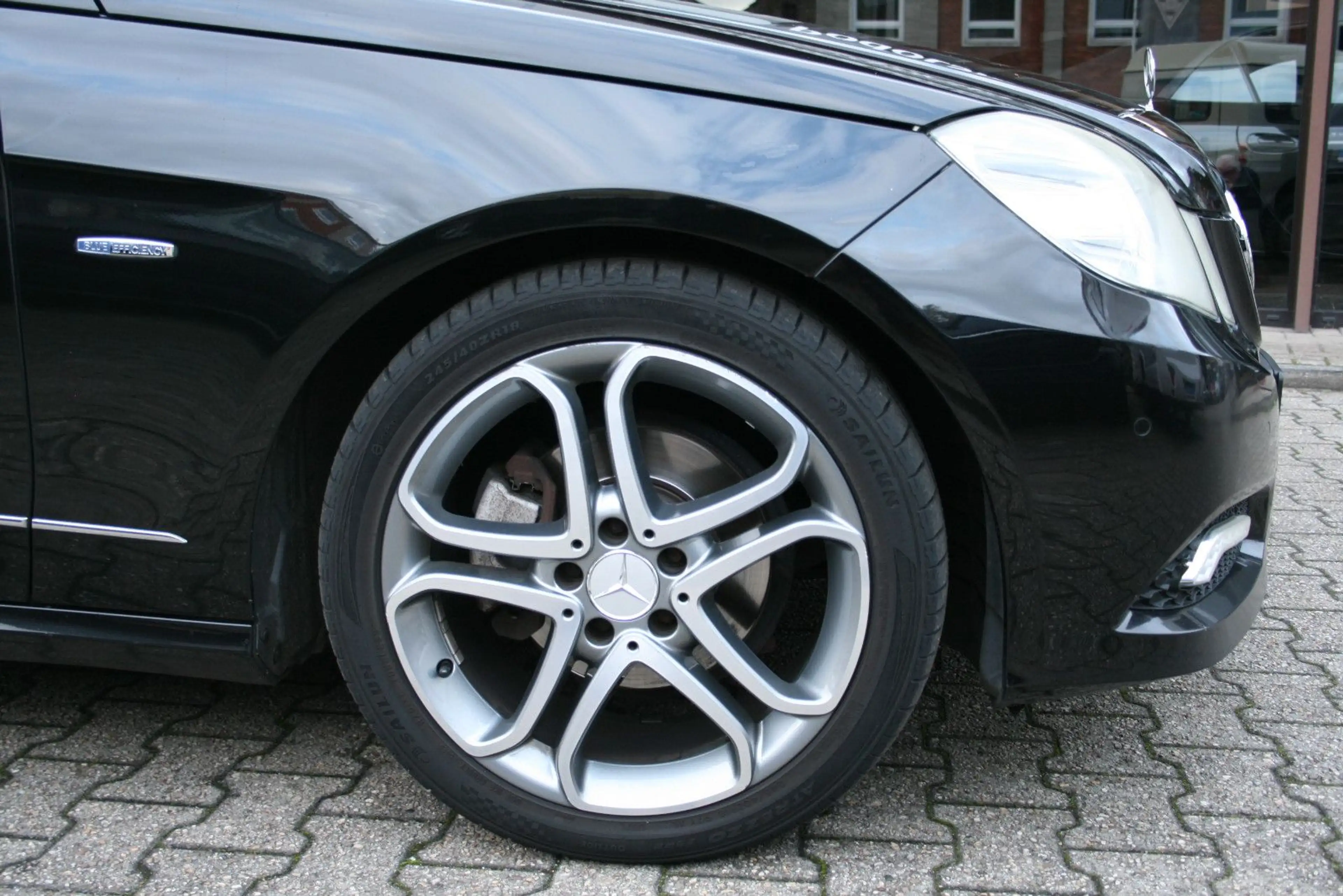 Mercedes-Benz E 220 CDI Avangarde Automatik BlueEfficiency Nav — photo 22