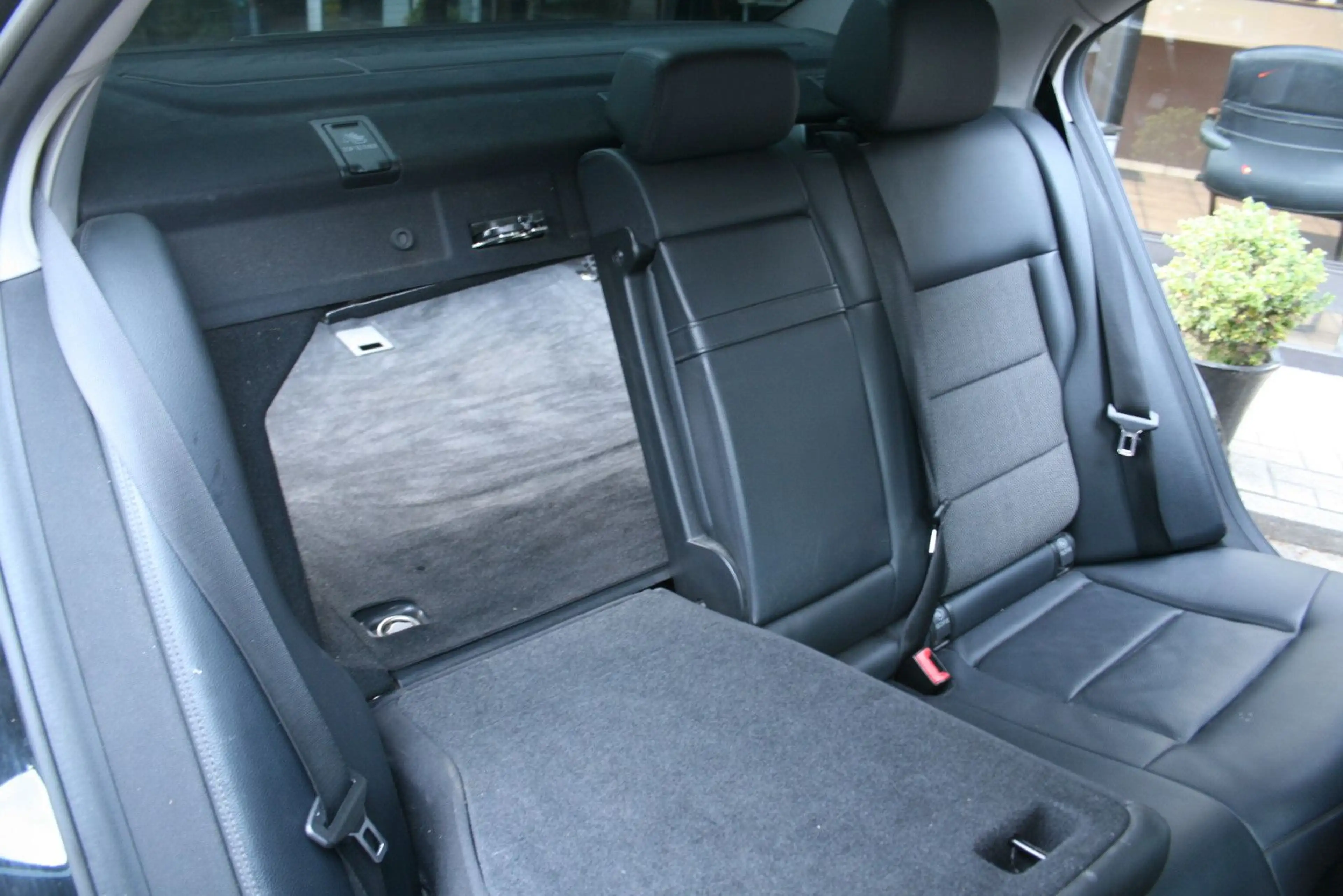 Mercedes-Benz E 220 CDI Avangarde Automatik BlueEfficiency Nav — photo 14