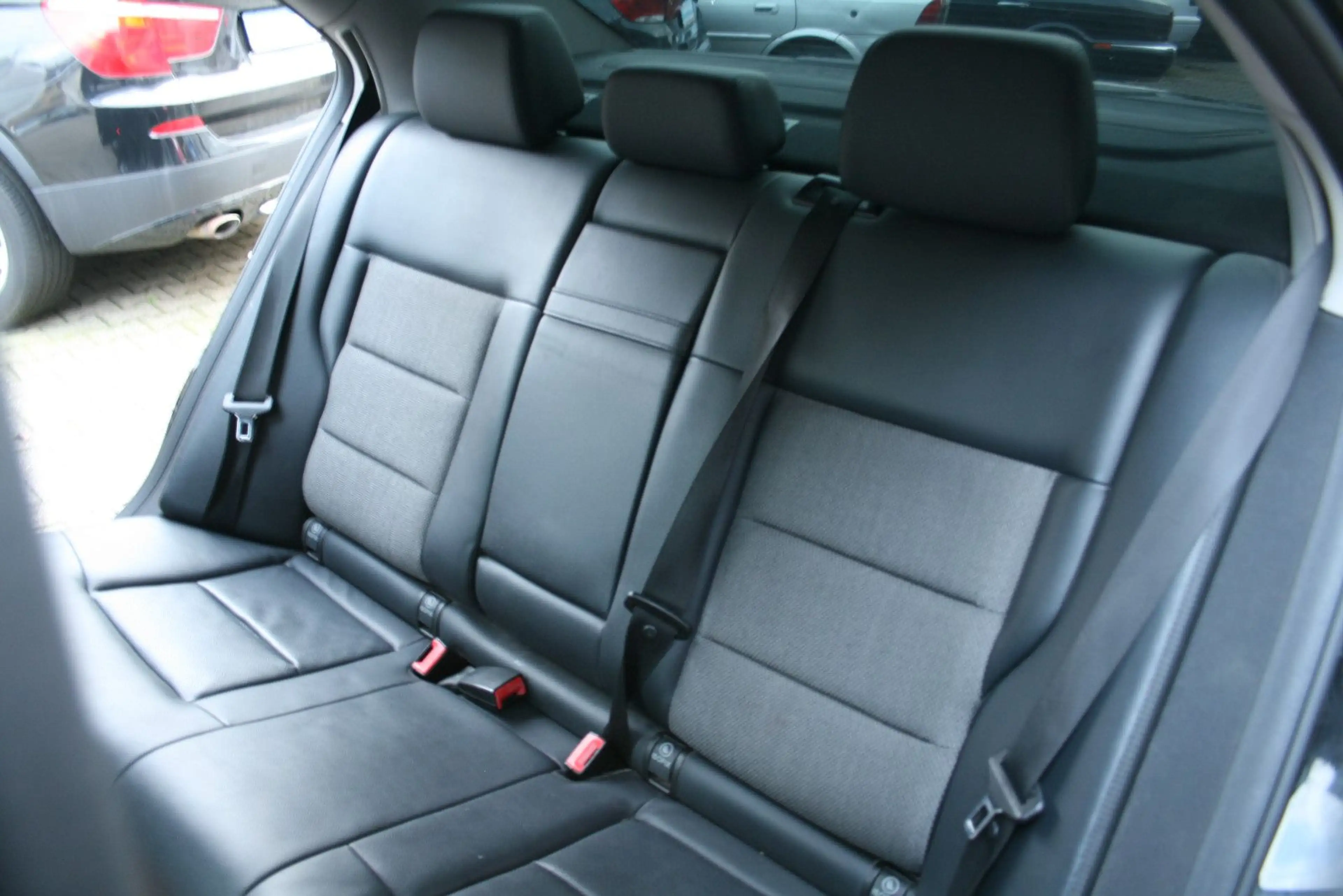 Mercedes-Benz E 220 CDI Avangarde Automatik BlueEfficiency Nav — photo 11