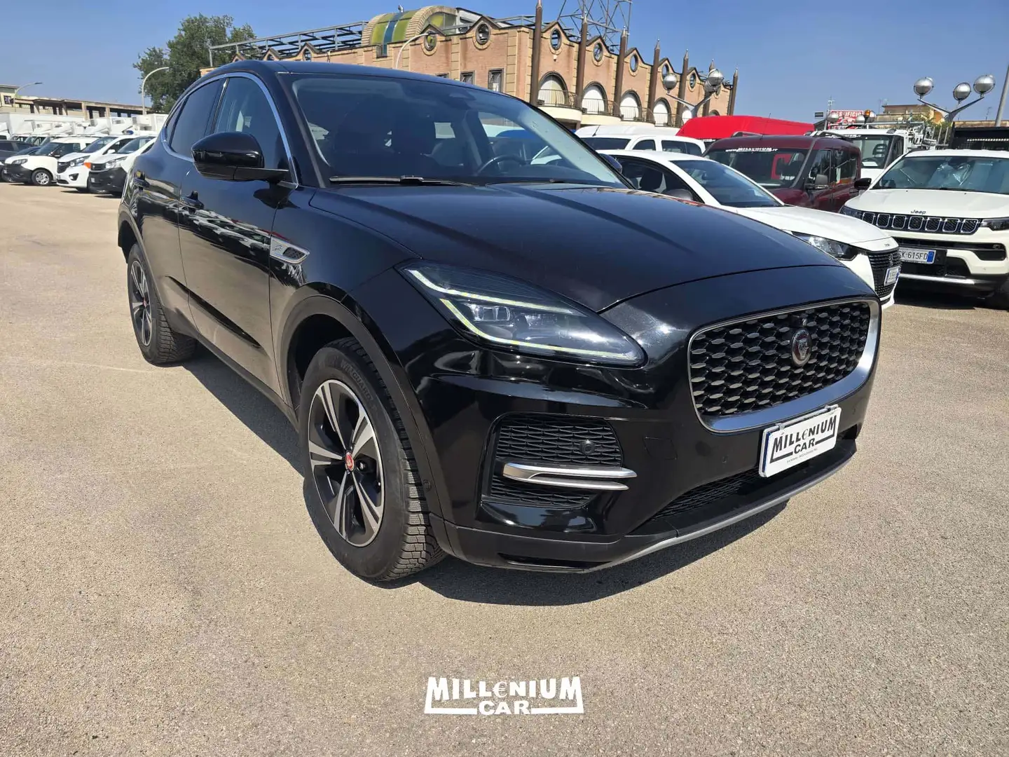 Jaguar E-Pace E-Pace 2.0d i4 mhev S awd 163cv auto Nero - 2