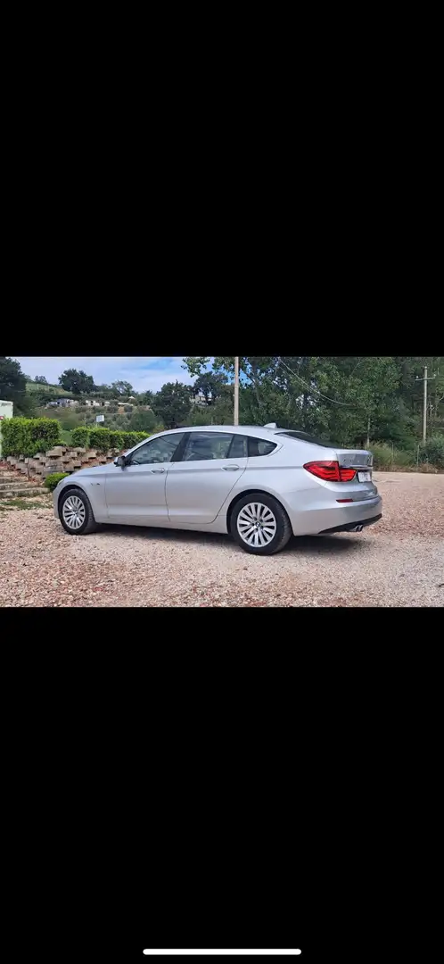 BMW 530 530d Gran Turismo Futura auto Grigio - 2