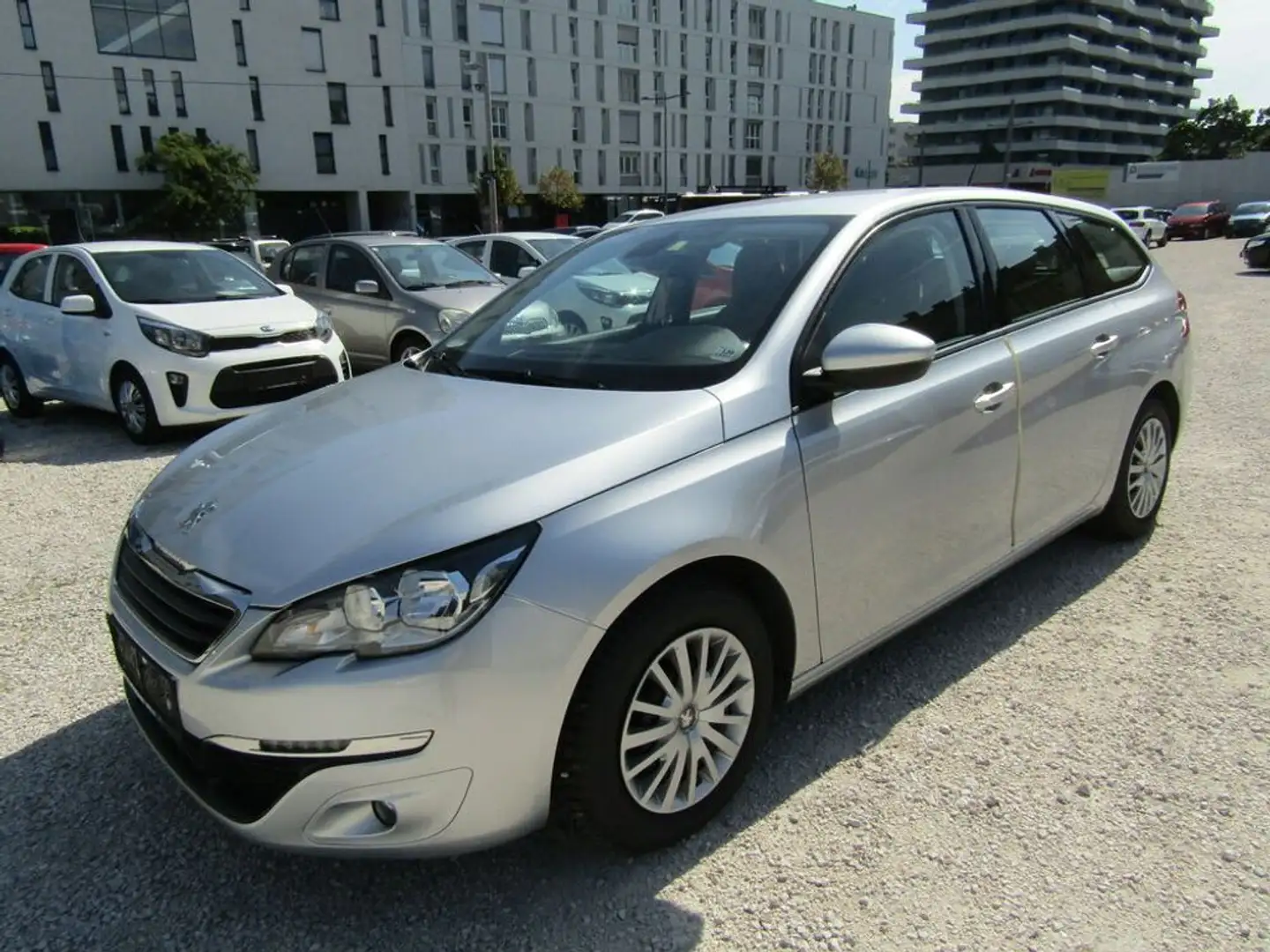 Peugeot 308 Active Gris - 1