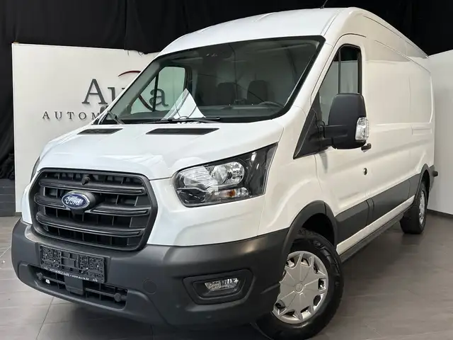 Ford Transit main image
