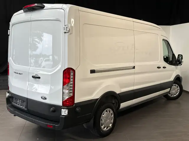 Ford Transit view 5
