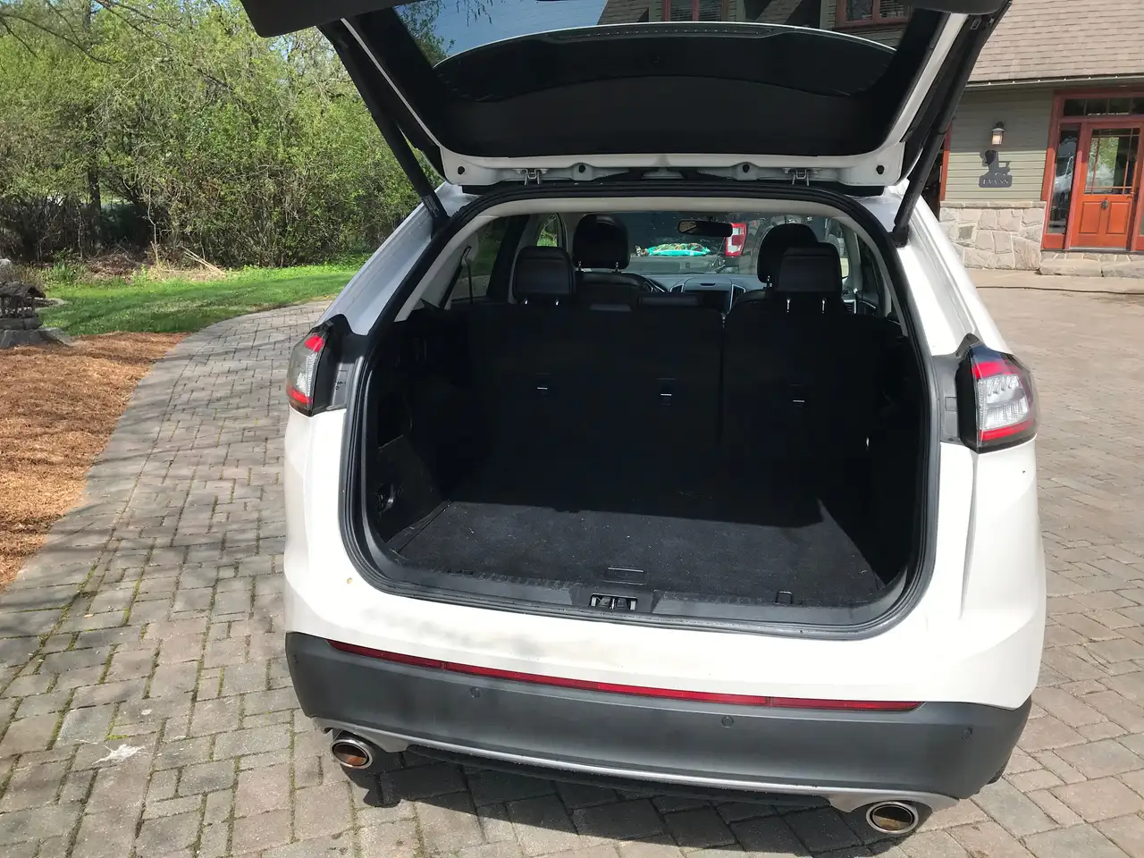 Ford Edge photo Ford Edge