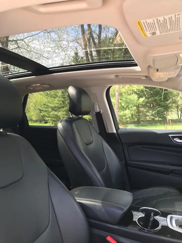 Ford Edge photo Ford Edge