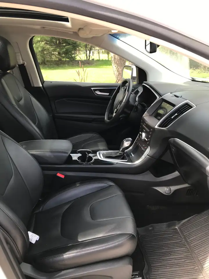 Ford Edge photo Ford Edge