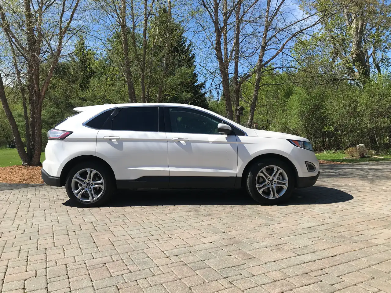 Ford Edge photo Ford Edge