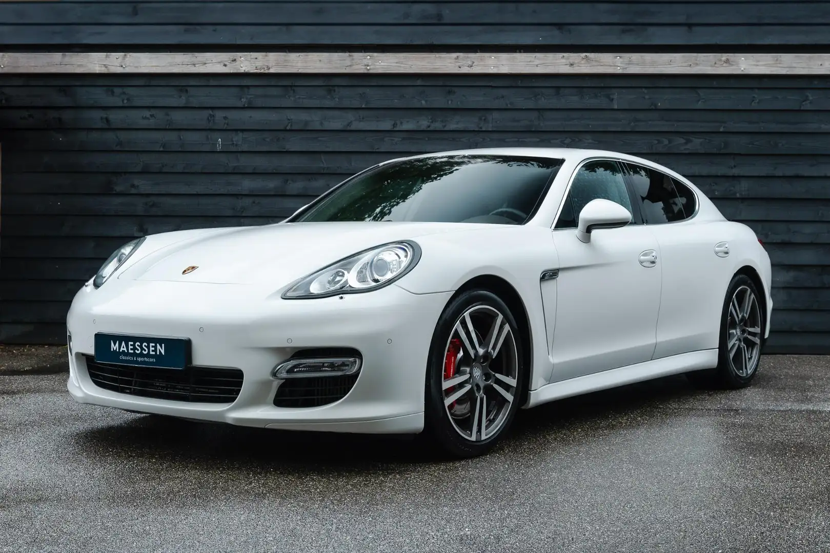 Porsche Panamera 4.8 Turbo Youngtimer - Duits geleverd - Recent ond Blanc - 1