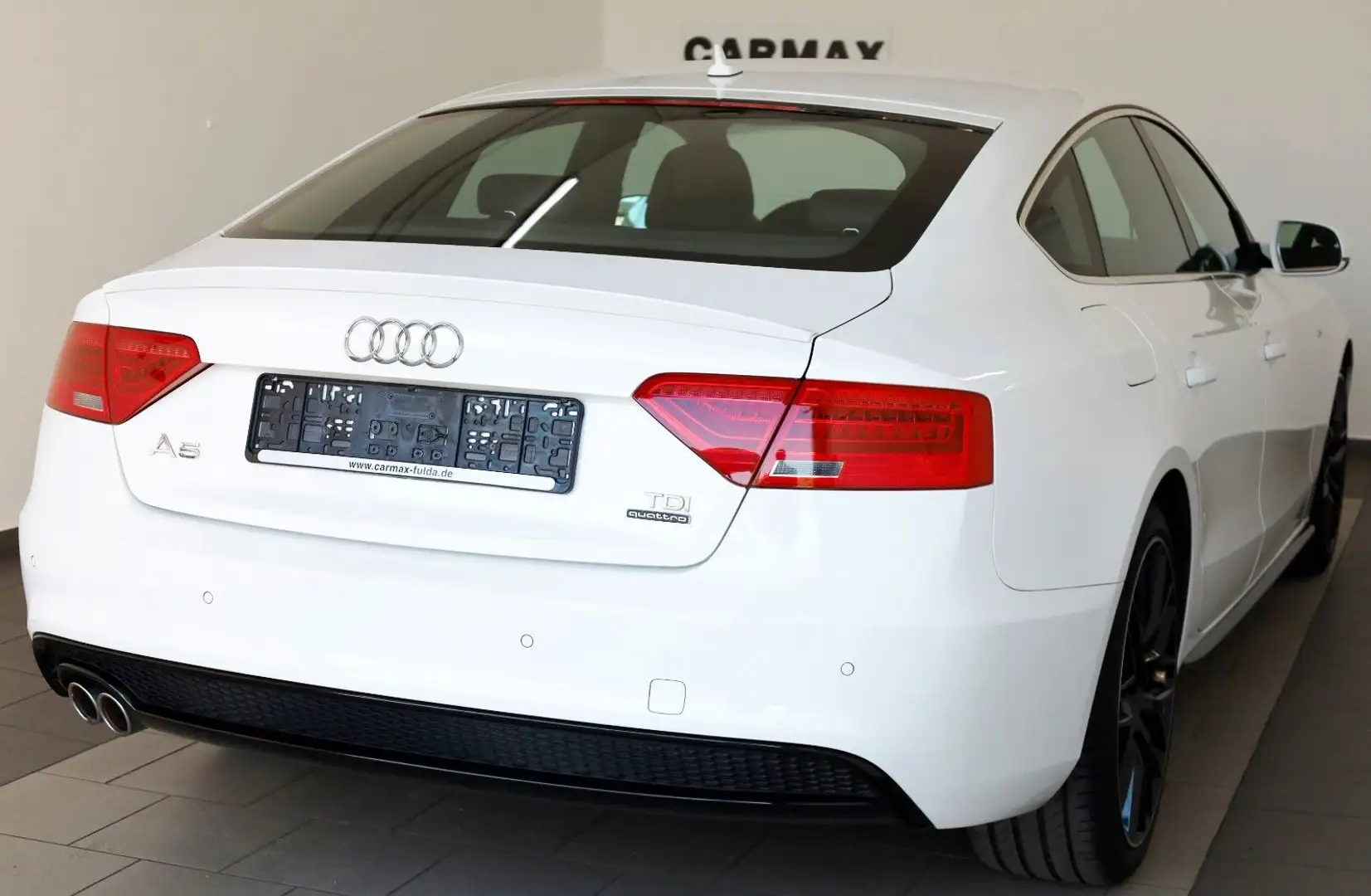 Audi A5 SB 2.0 TDI quattro S Line T.Leder,Navi,Xenon Weiß - 2