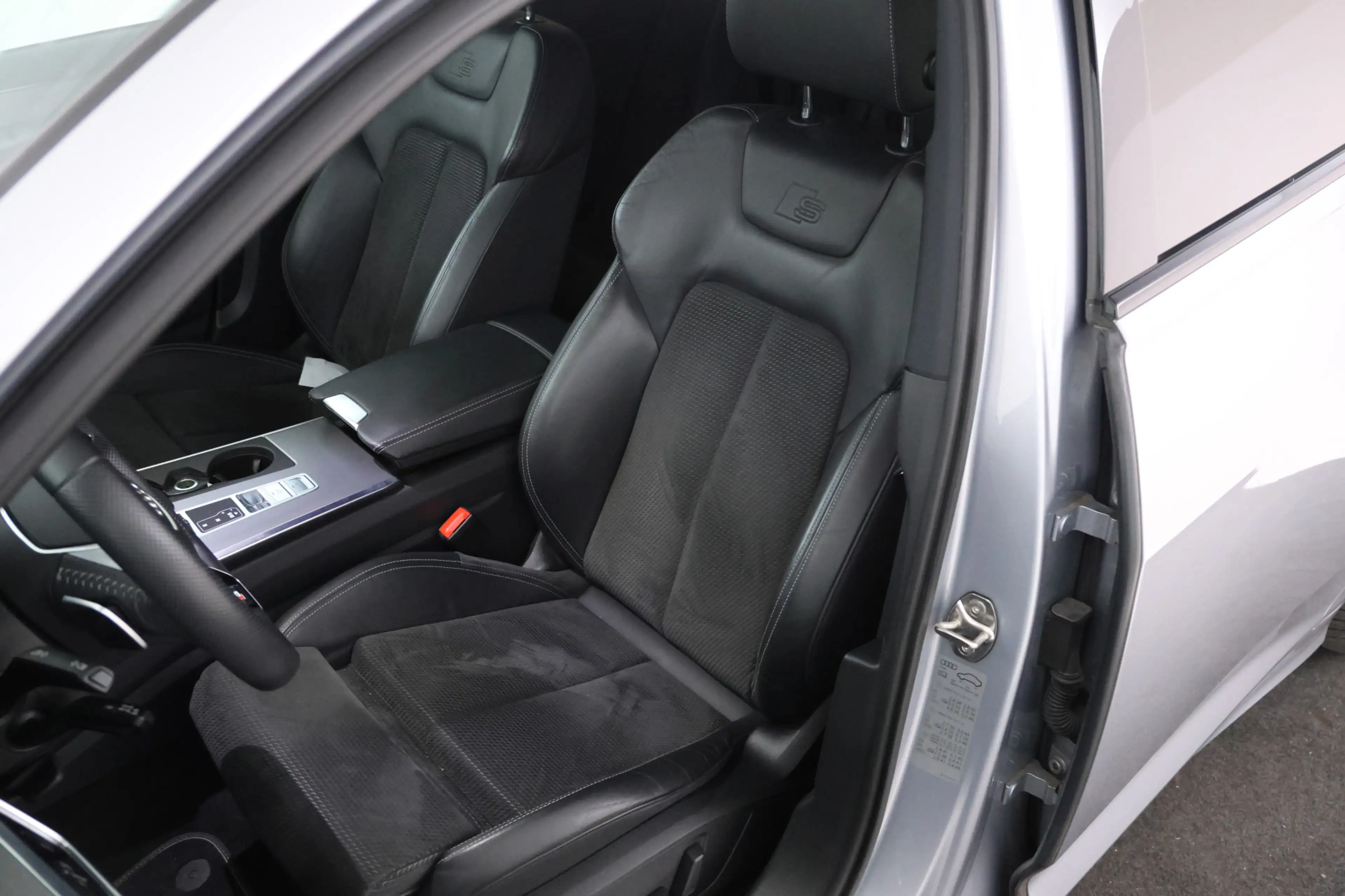 Audi A6 Avant 55 TFSI e quattro Competition S-line 262pk, — photo 22