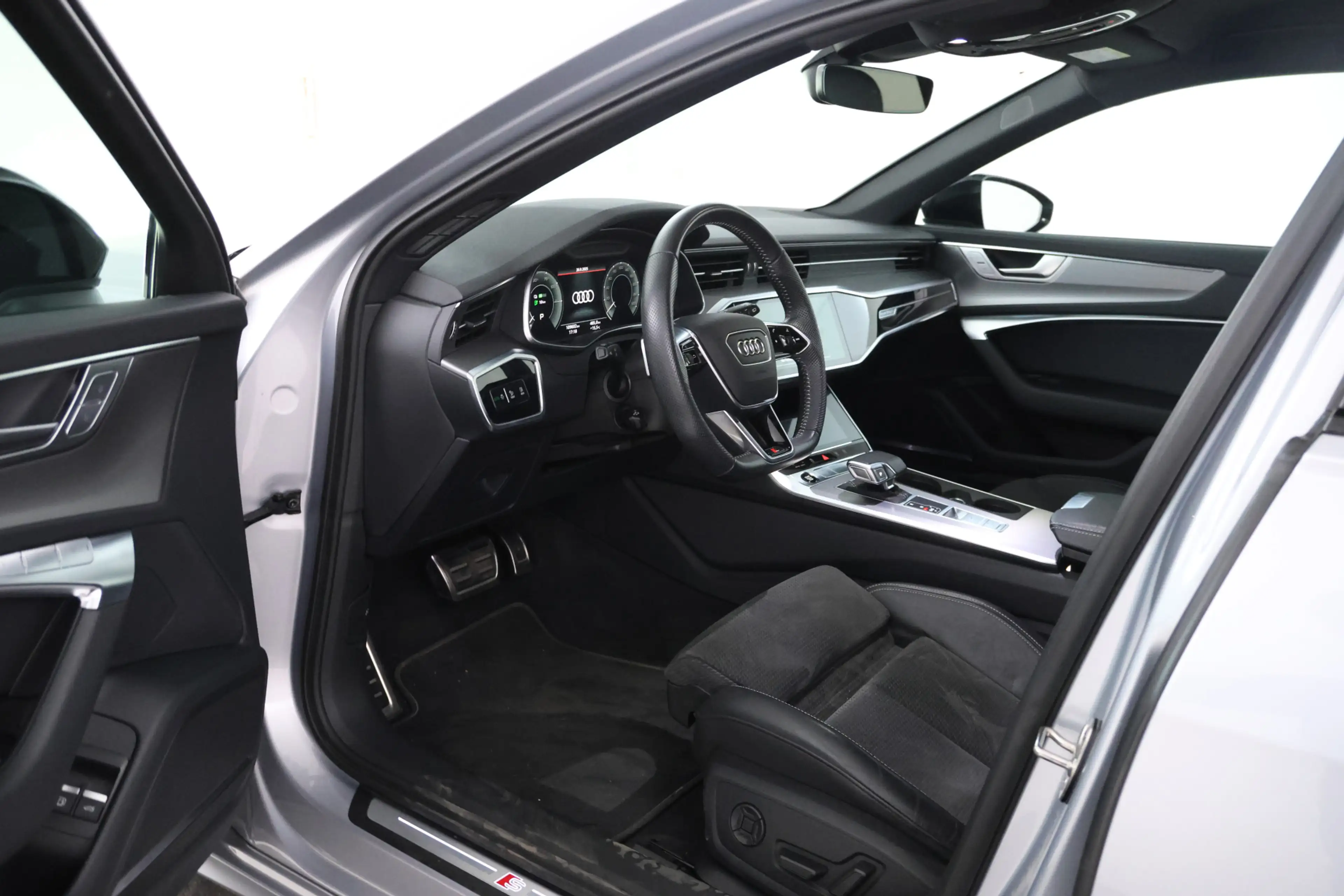 Audi A6 Avant 55 TFSI e quattro Competition S-line 262pk, — photo 16