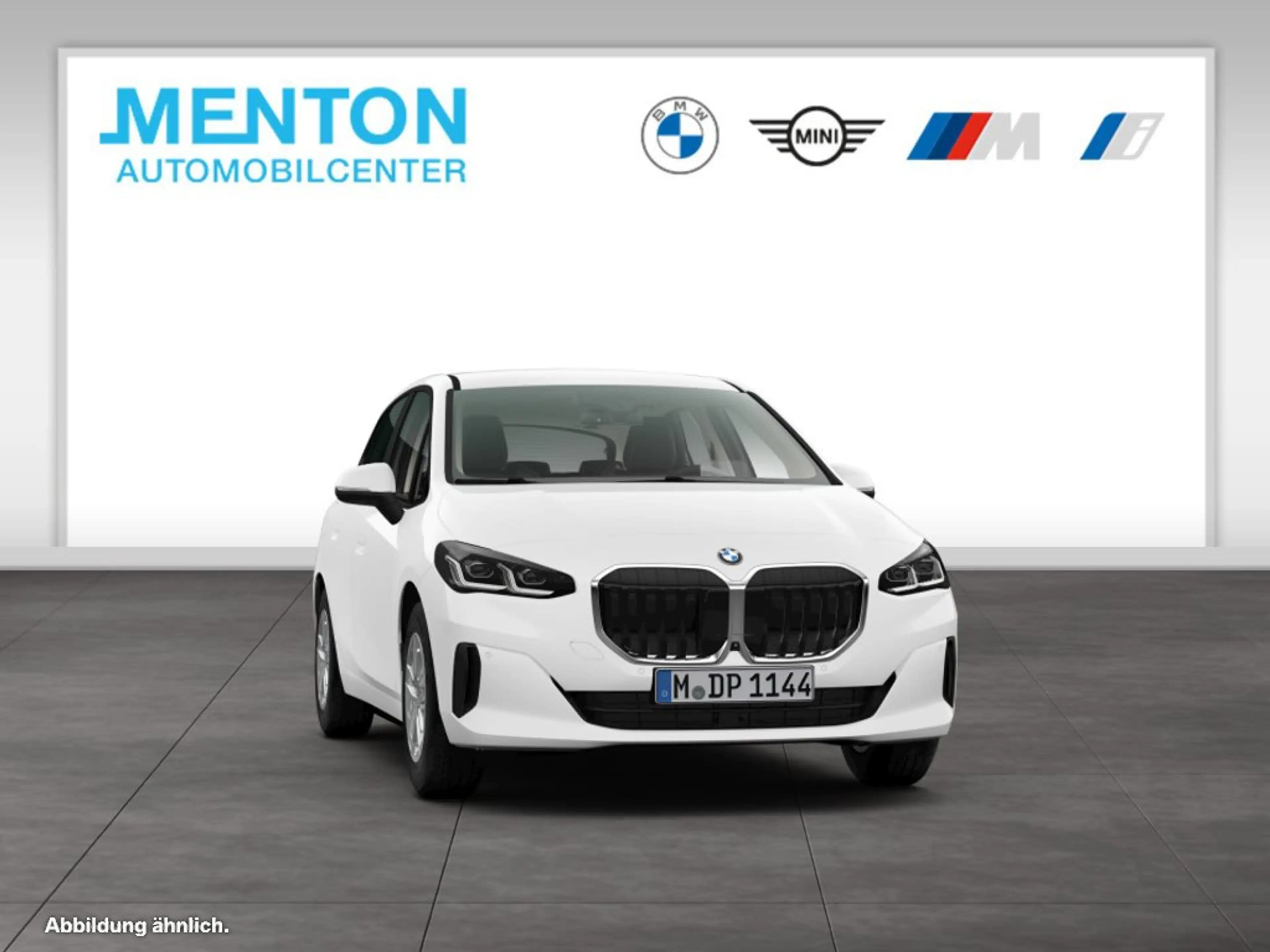 BMW 220 i — photo 11