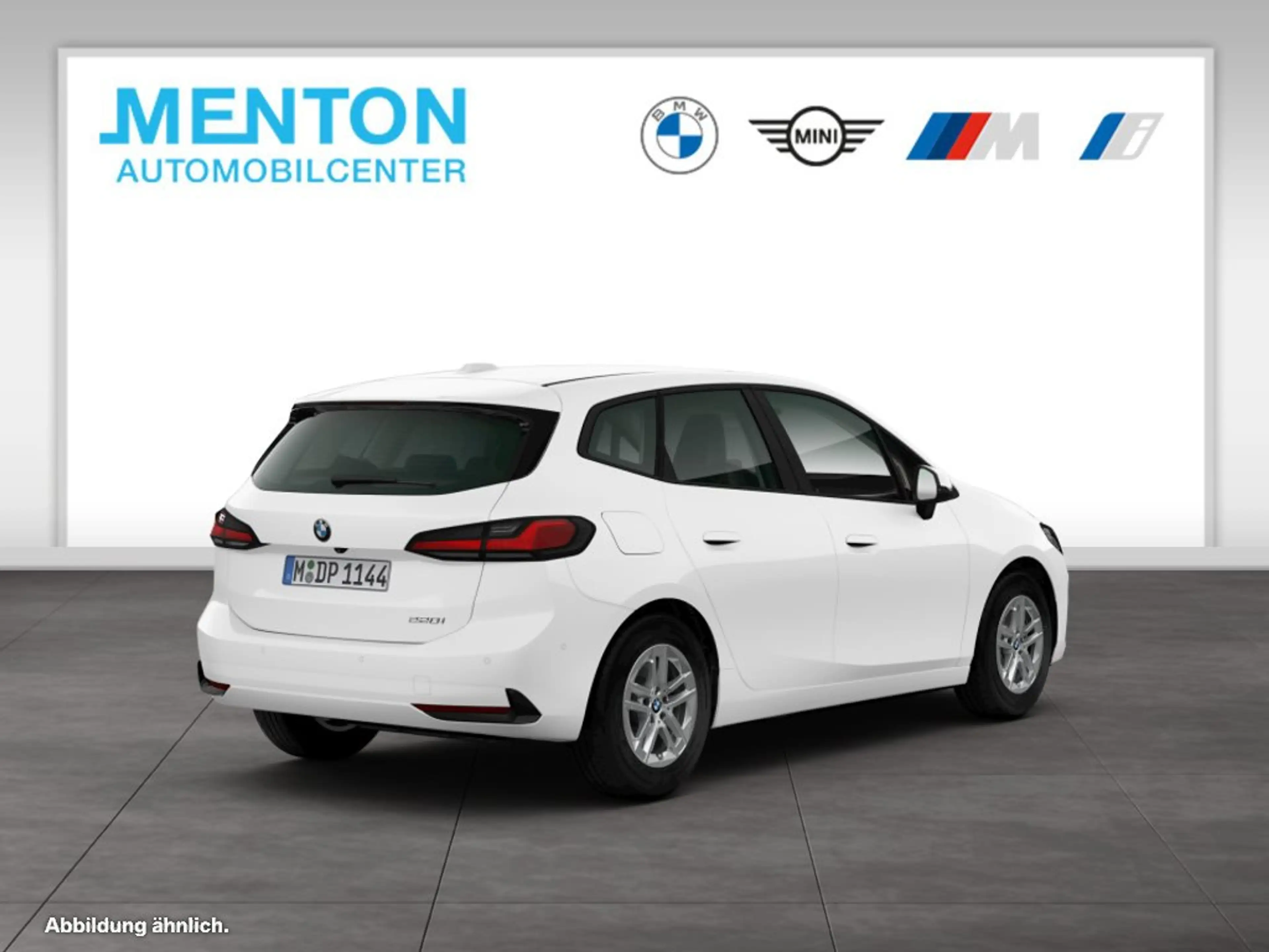 BMW 220 i — photo 2