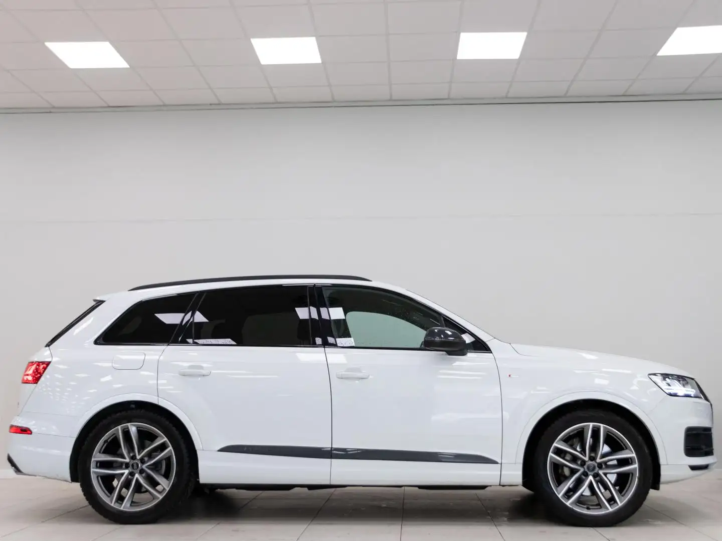Audi Q7 3.0TDI quattro tiptronic 200kW Weiß - 2