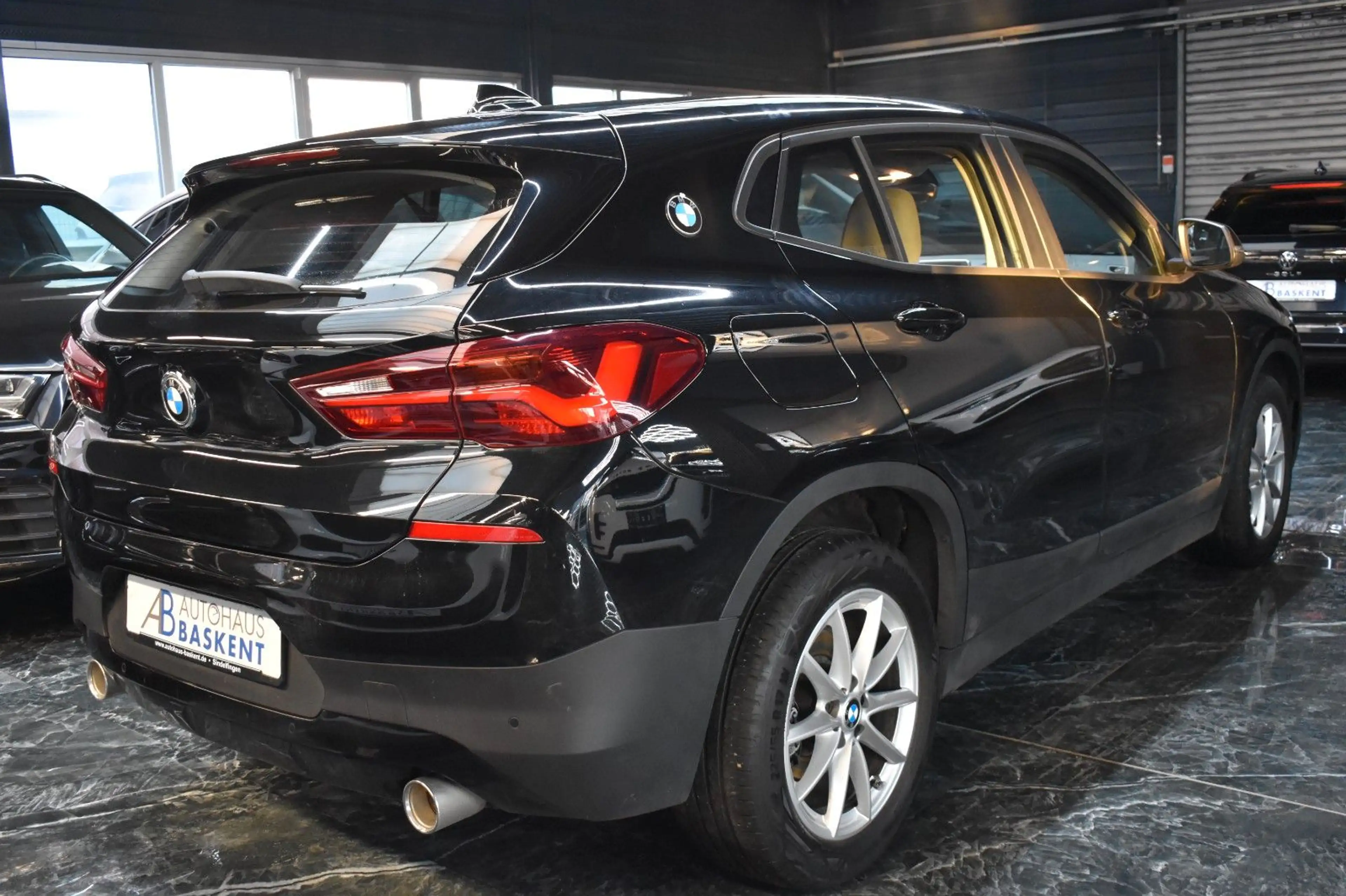 BMW X2 sDrive 18 d Advantage*LED-Scheinwerfer*PDC* — photo 7