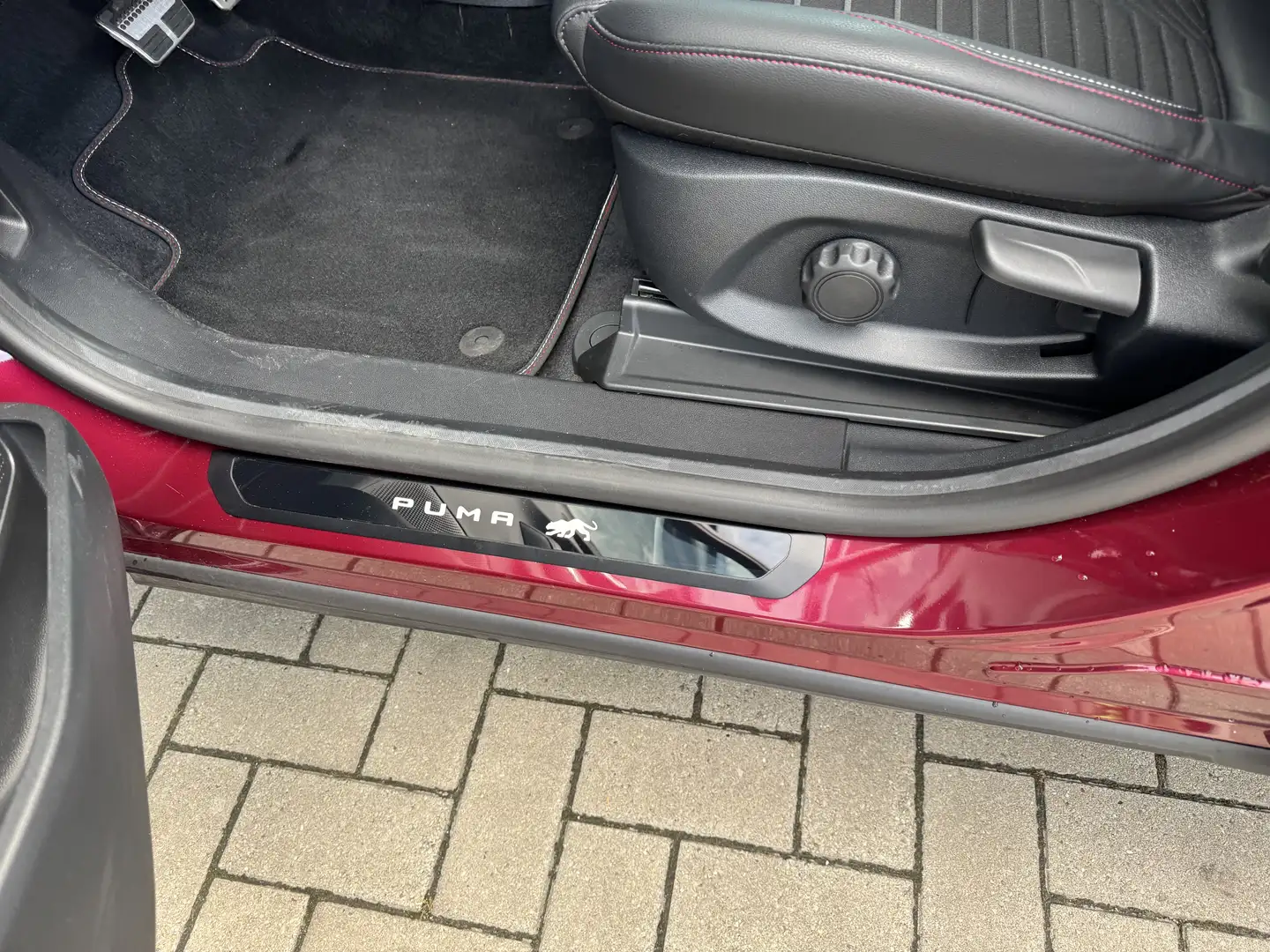 Ford Puma 1.0 EcoBoost Hybrid Aut. VIVID RUBY EDITION - 2