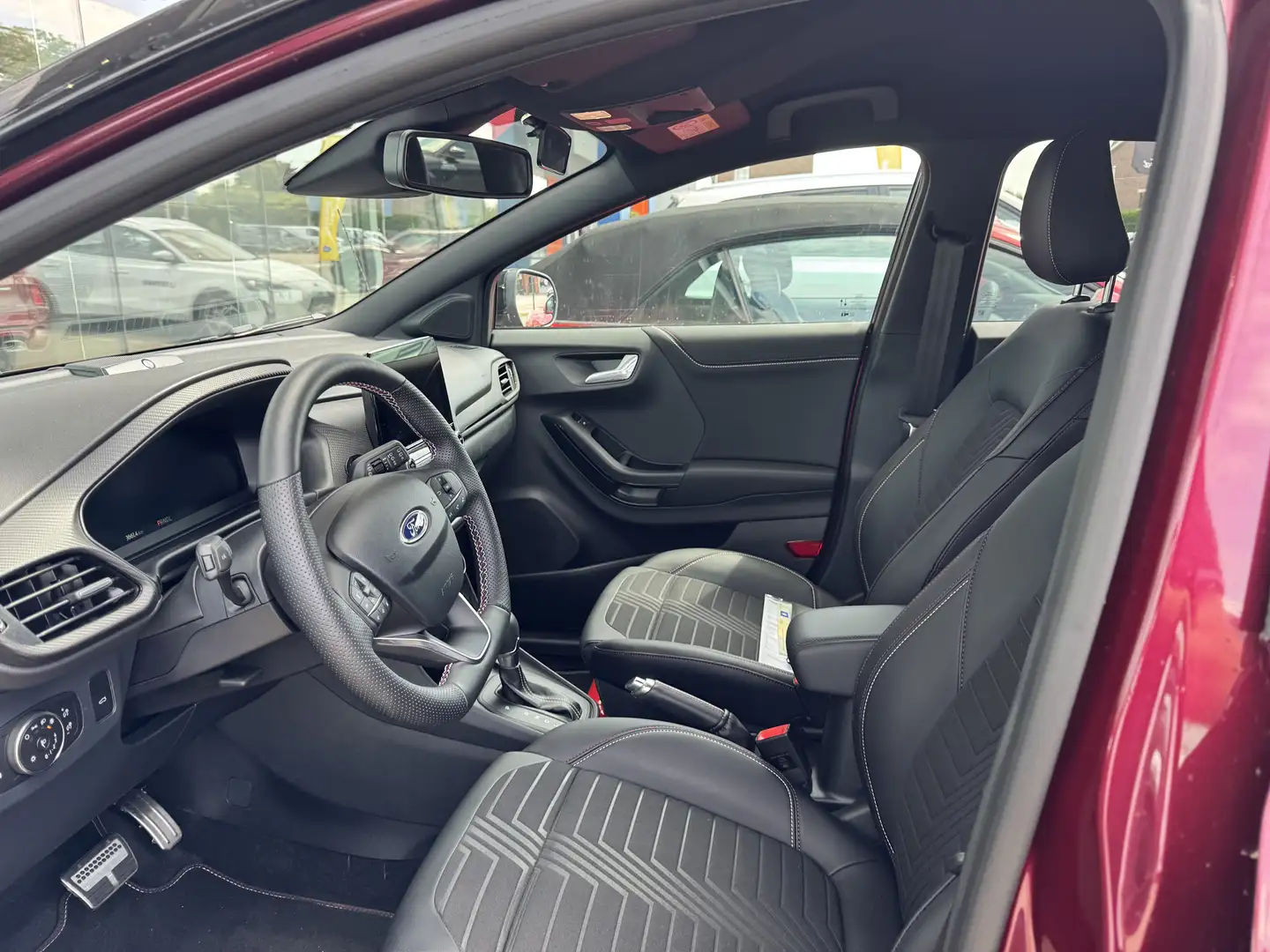 Ford Puma 1.0 EcoBoost Hybrid Aut. VIVID RUBY EDITION - 1