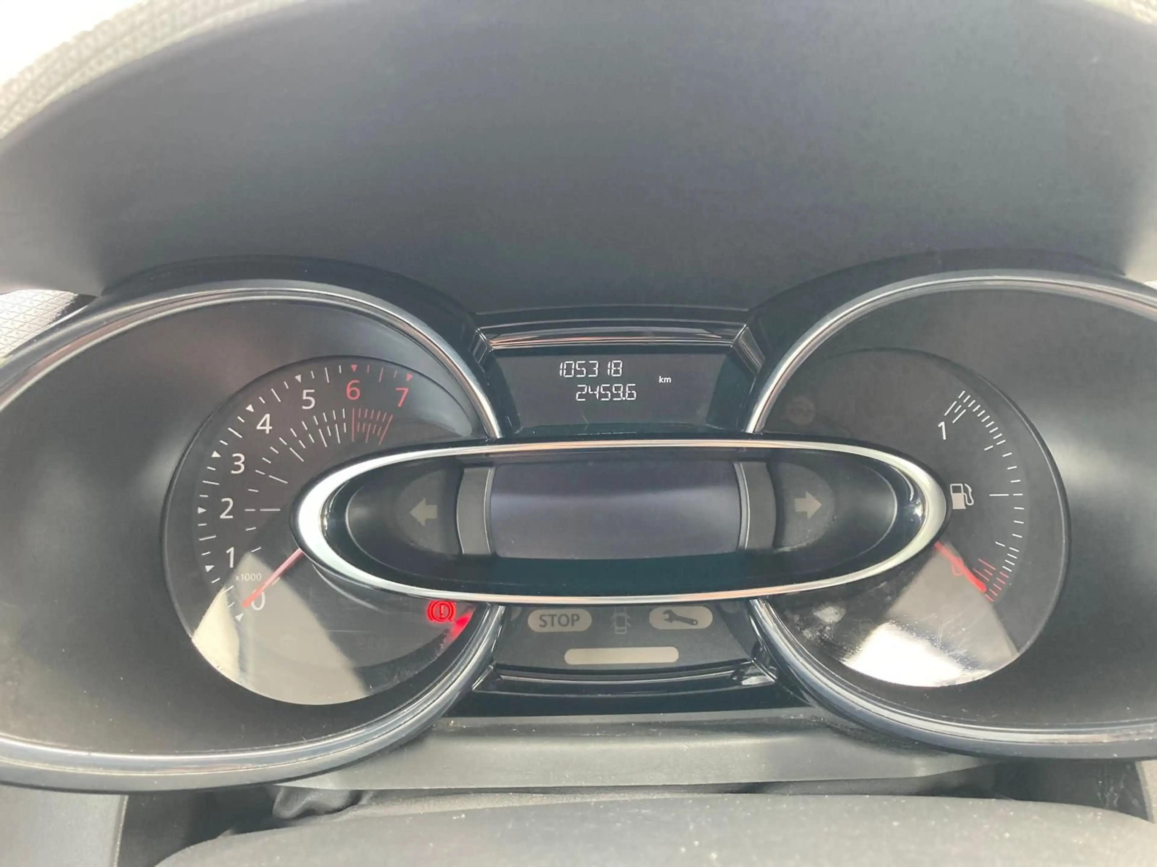 Renault Clio Cool & Sound #1 TCe 75 — photo 10