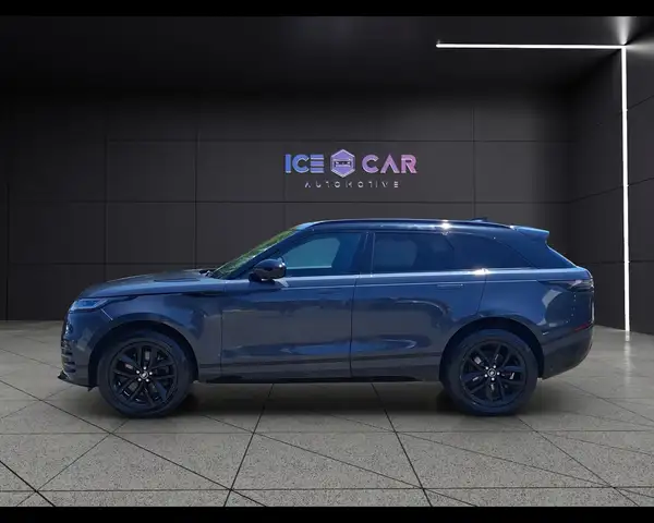 Land Rover Range Rover Velar view 8