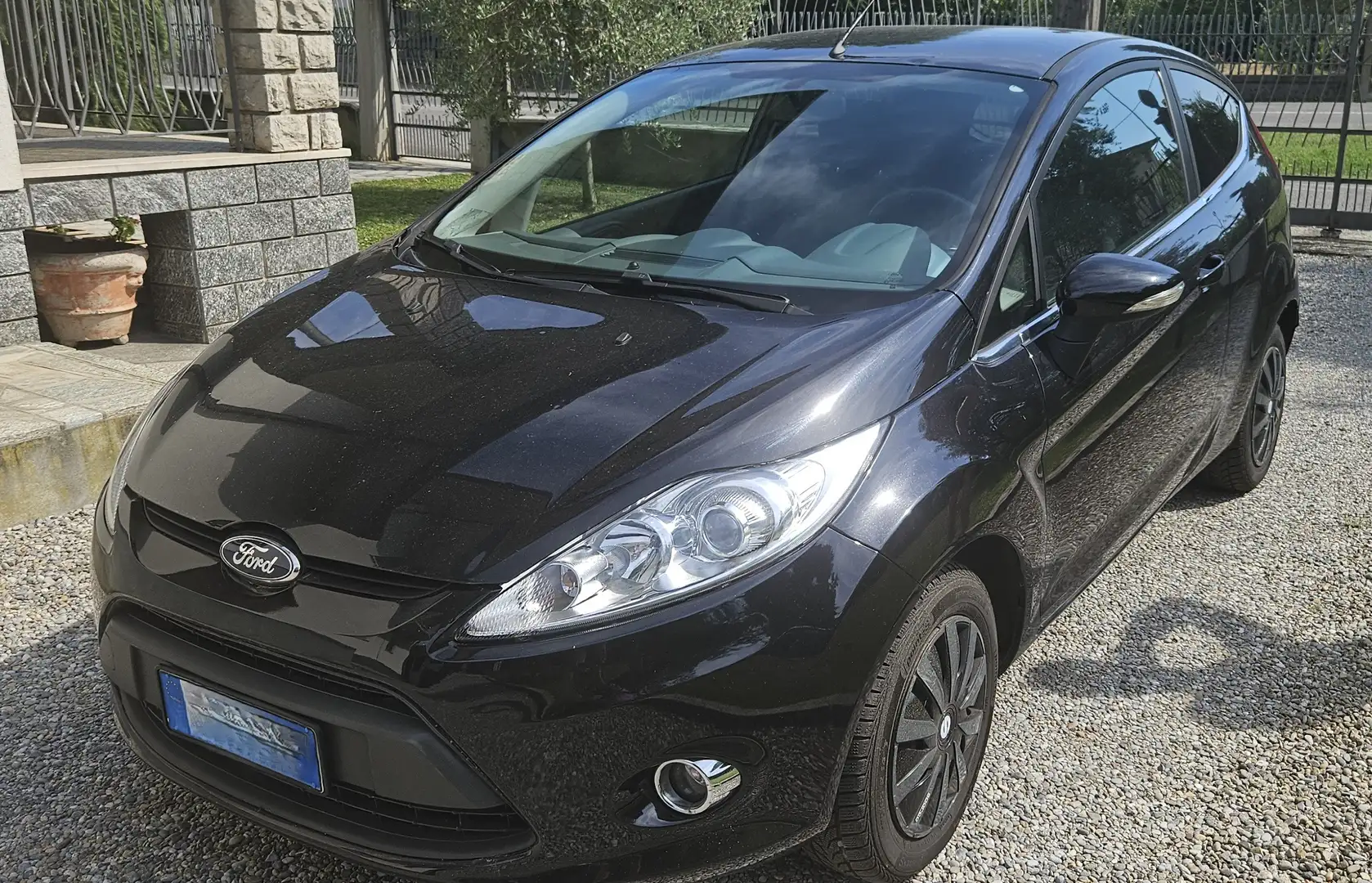 Ford Fiesta Fiesta VI 2008 3p 1.4 tdci + Nero - 1