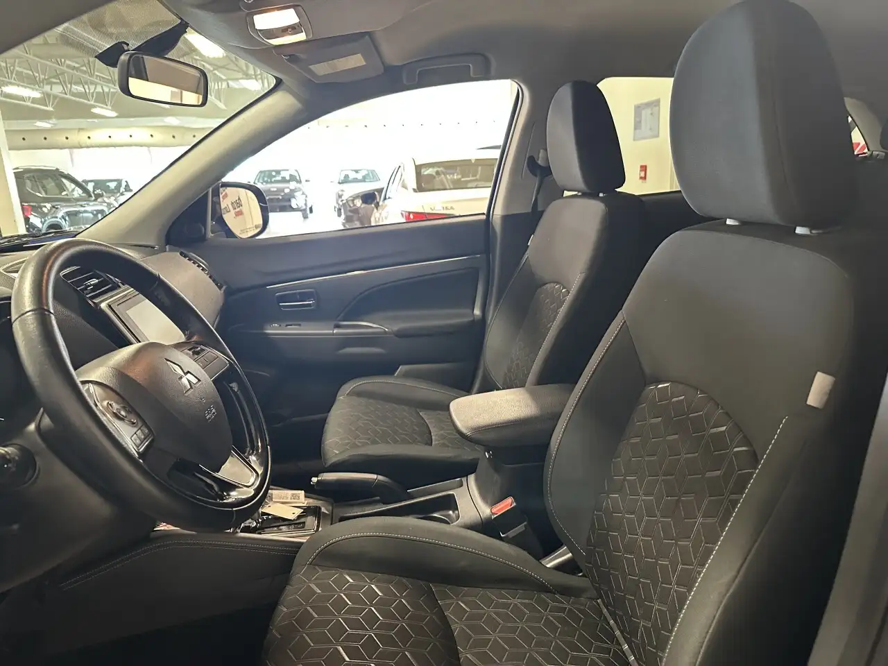 Mitsubishi RVR снимка Mitsubishi RVR