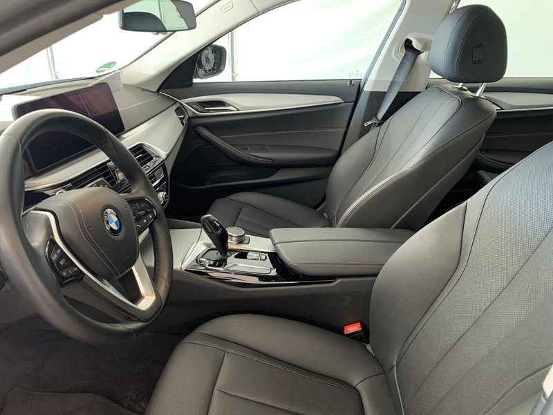 BMW 520 i Cockpit Prof Vollleder Navi LED Kamera — photo 9