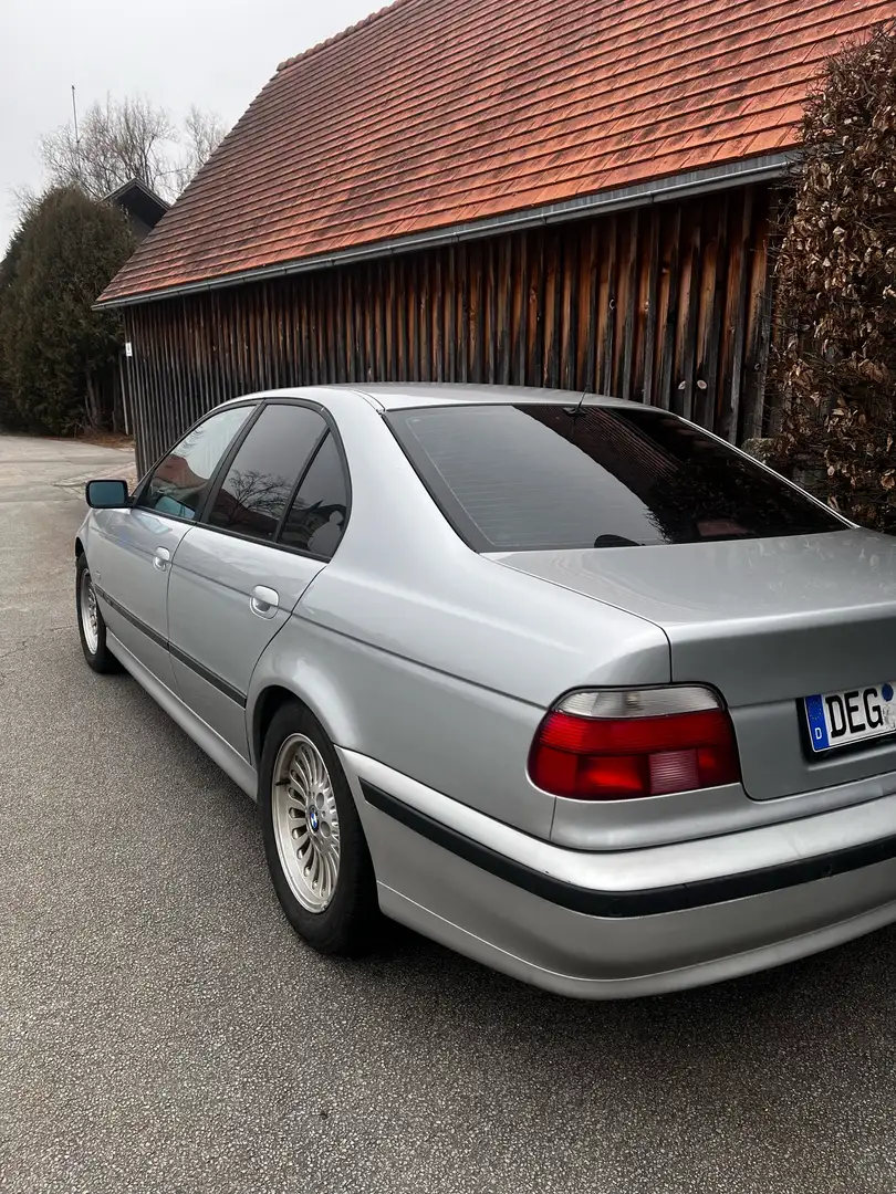 BMW 520 520i - 2