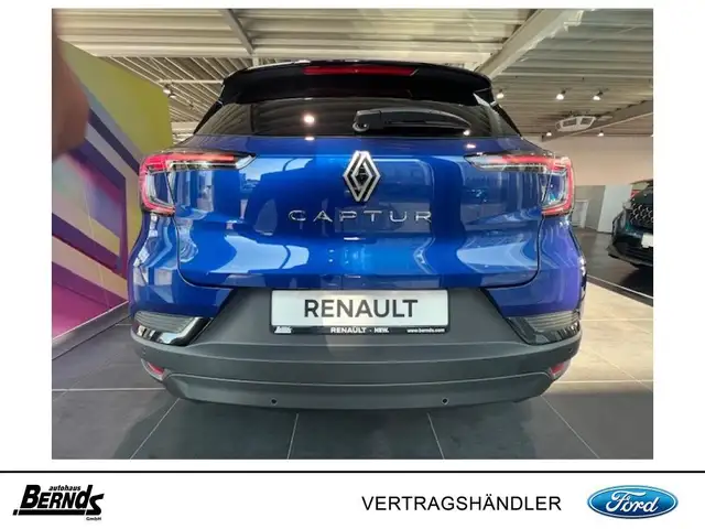 Renault Captur view 4