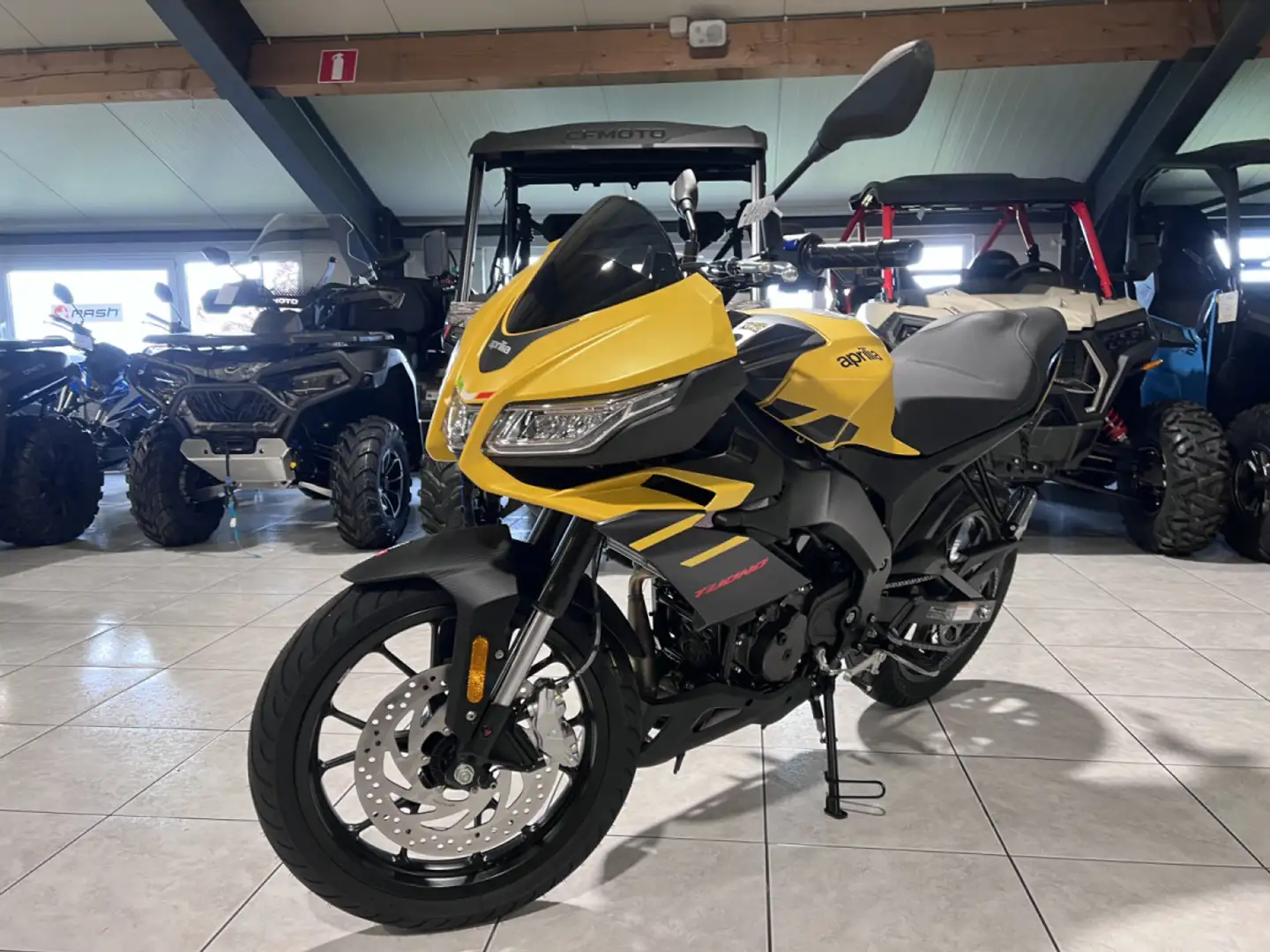 Aprilia Tuono 125 125 Galben - 2