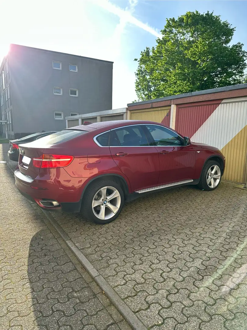 BMW X6 xDrive40d Rot - 2