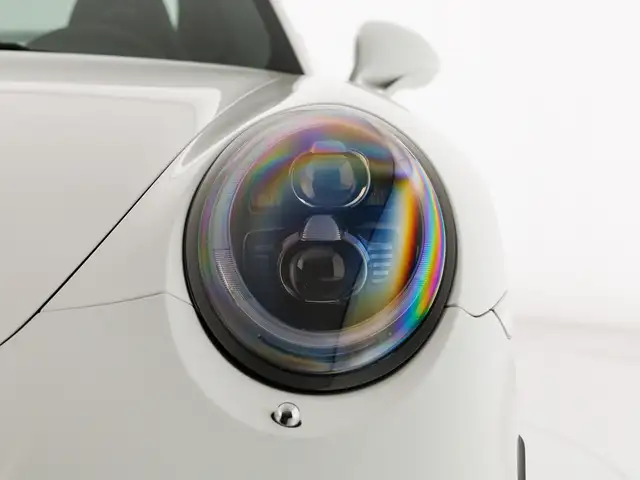 Porsche 911 view 14