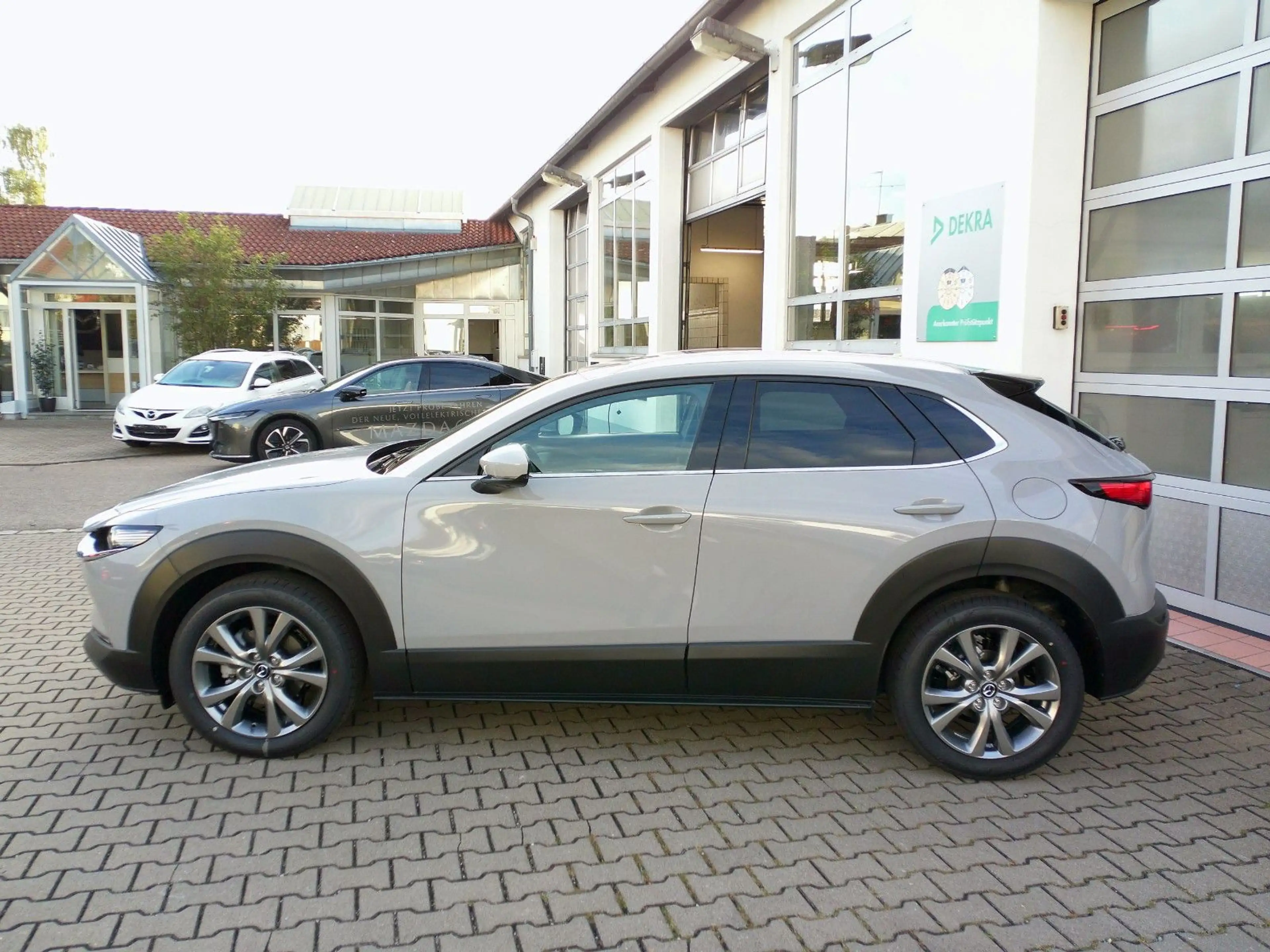 Mazda CX-30 SKYACTIV 140 AT Exclusive BOSE/360°/HUD — photo 2