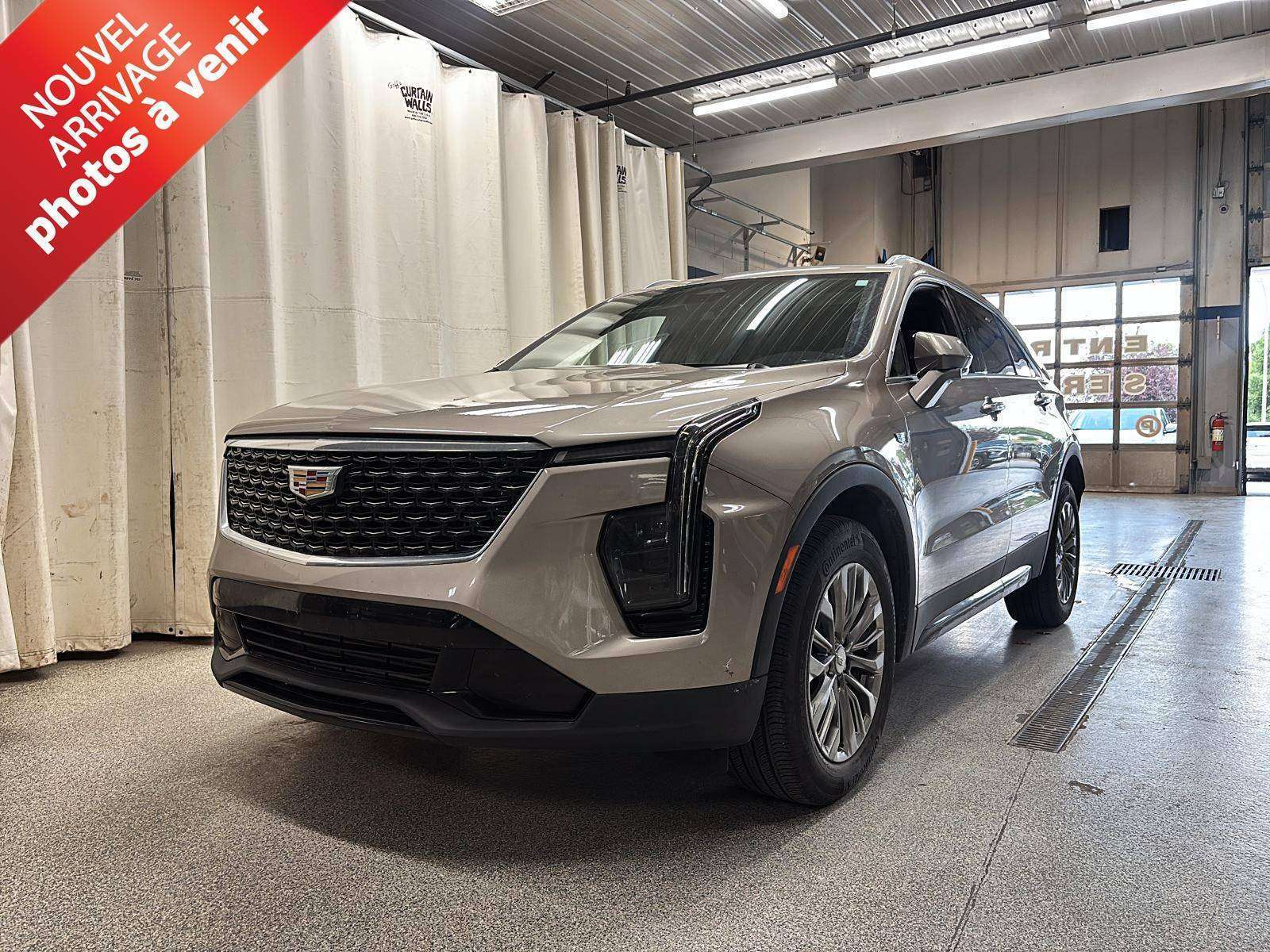2024 Cadillac XT4 Premium Luxury - Cuir - Toit Panoramique