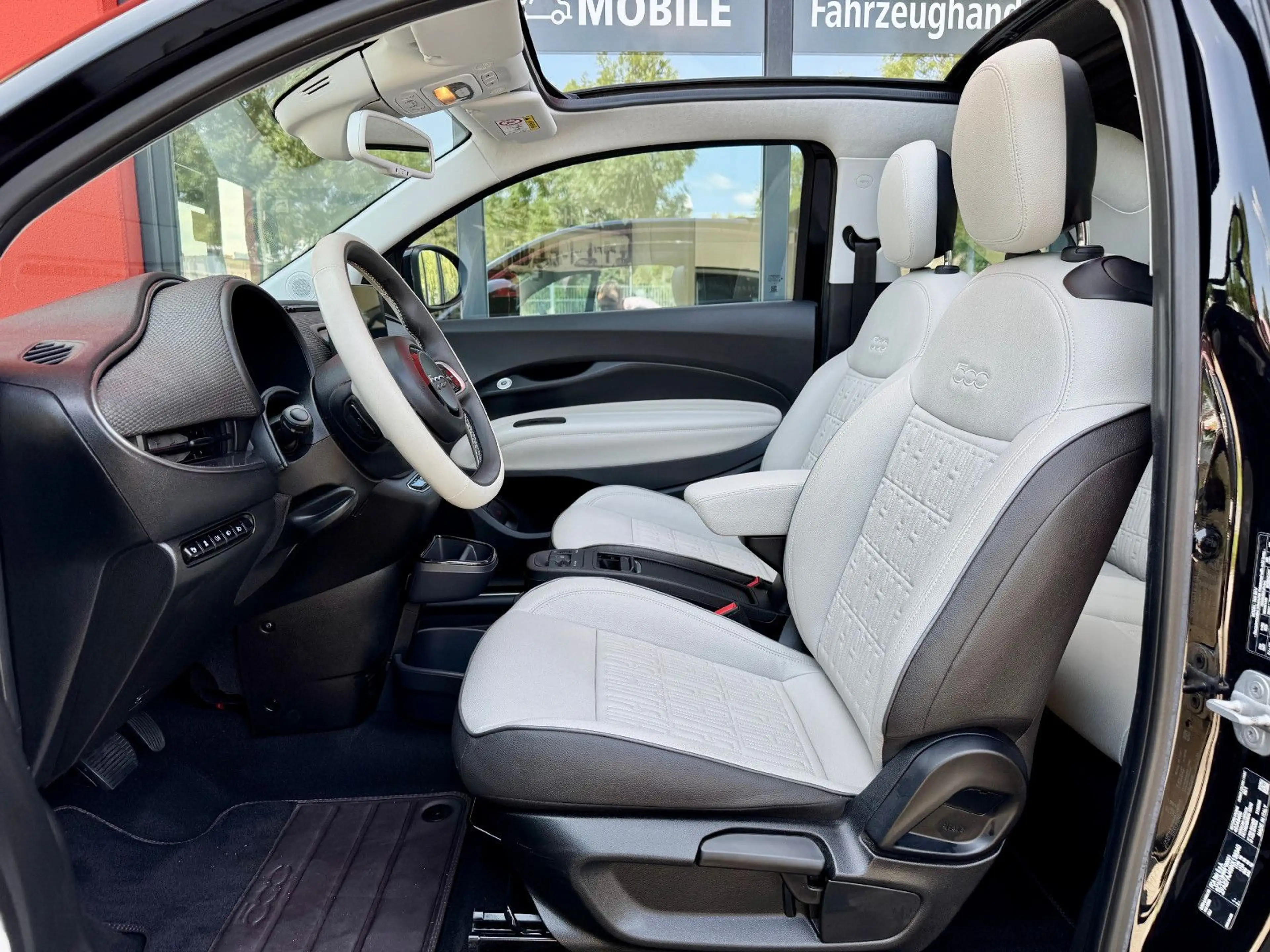 Fiat 500e La Prima*DAB+*LED*Leder*Winter Paket*ACC* — photo 8