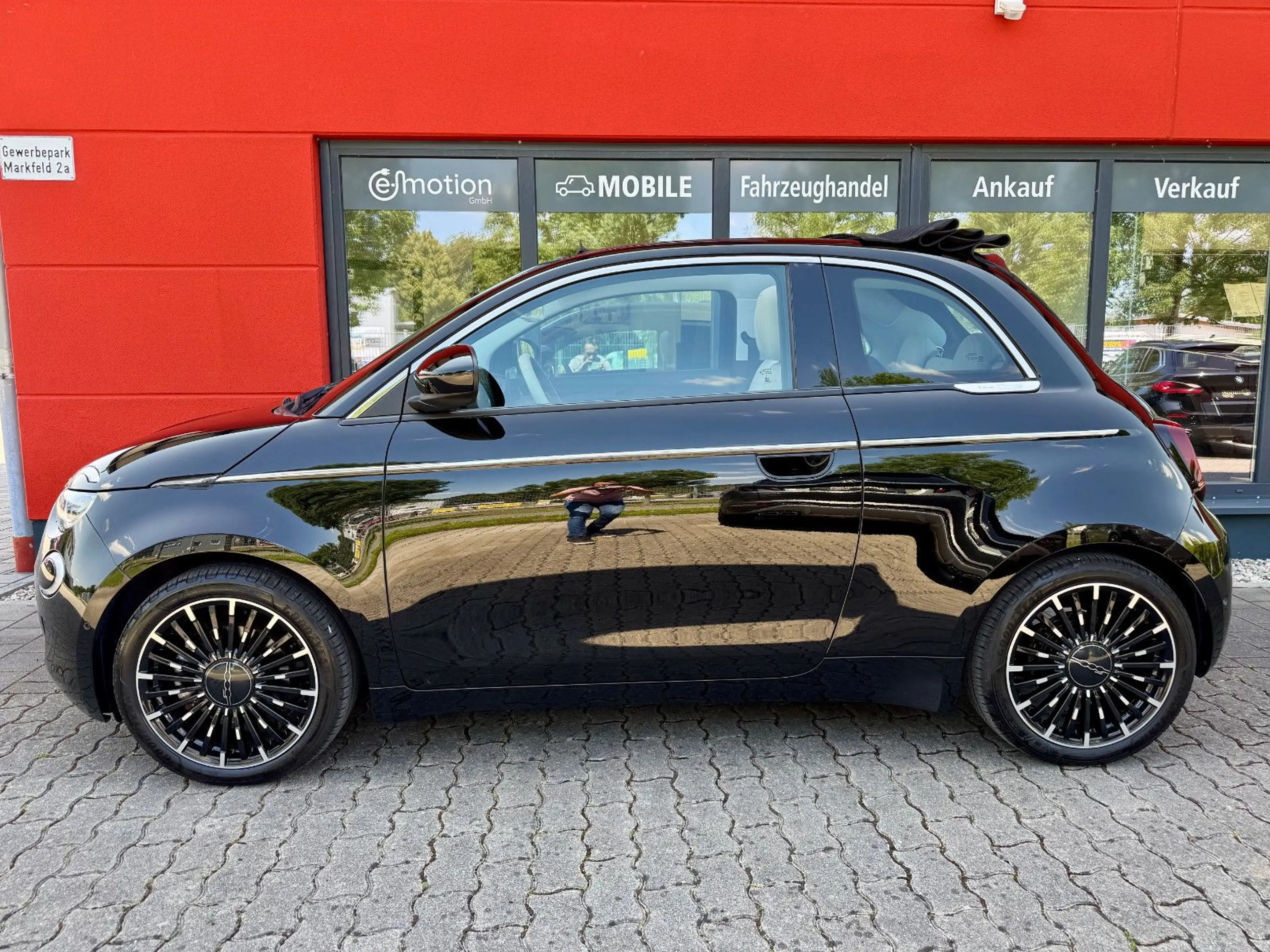 Fiat 500e La Prima*DAB+*LED*Leder*Winter Paket*ACC* — photo 2