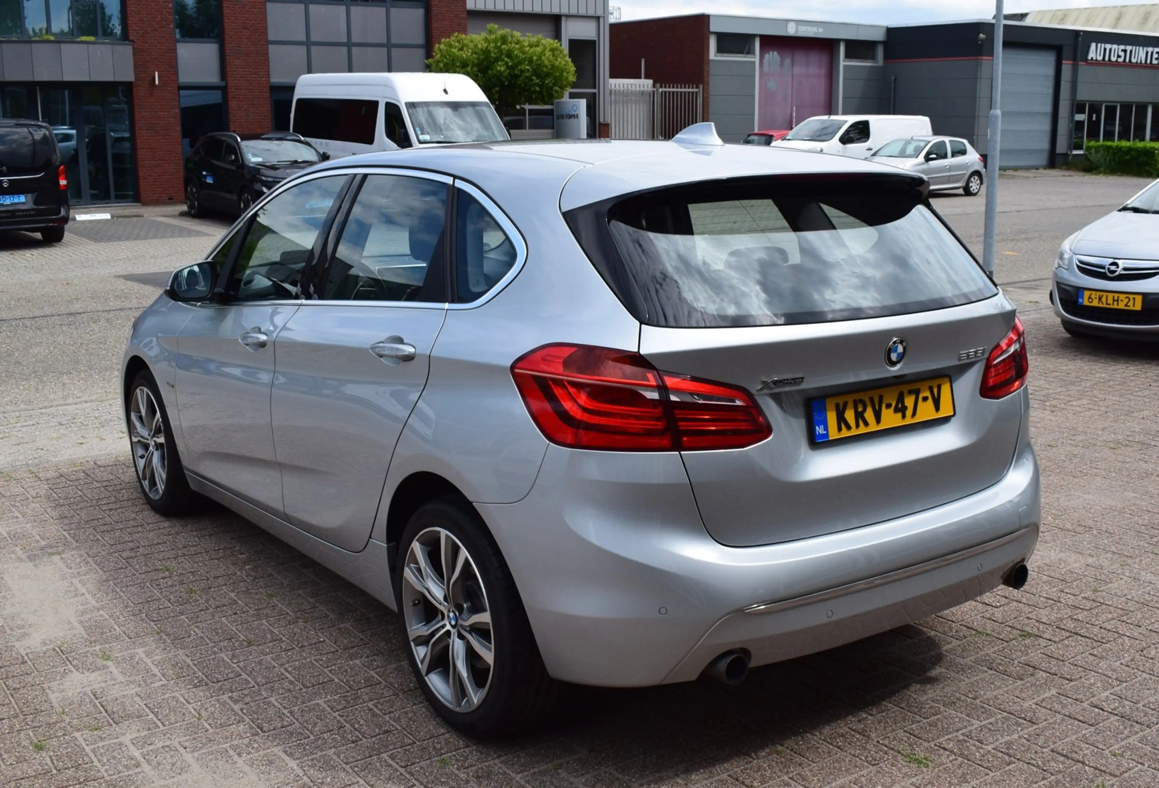 BMW 225 2-serie Active Tourer 225i xDrive | LEDEREN BEKLED — photo 3