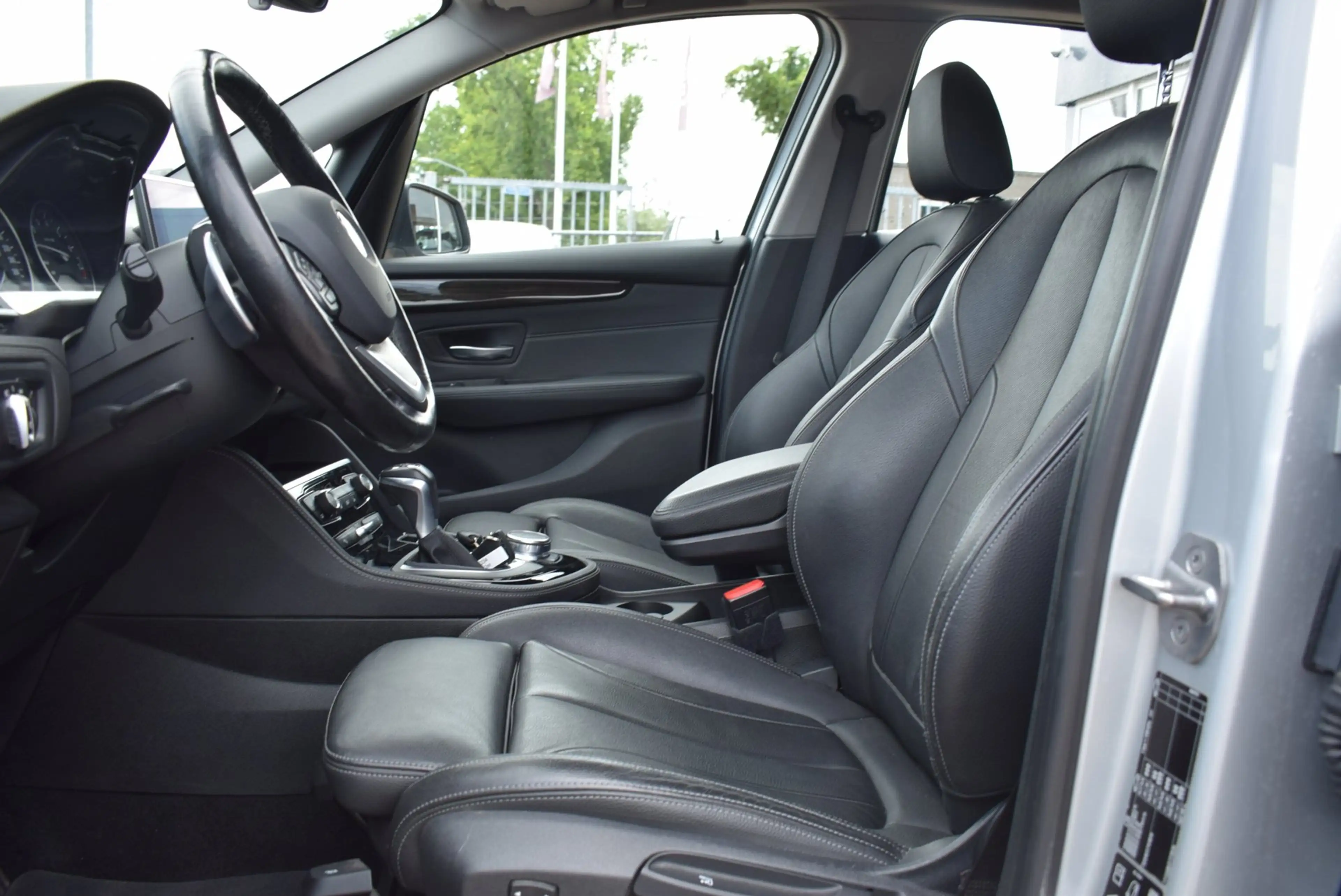 BMW 225 2-serie Active Tourer 225i xDrive | LEDEREN BEKLED — photo 12