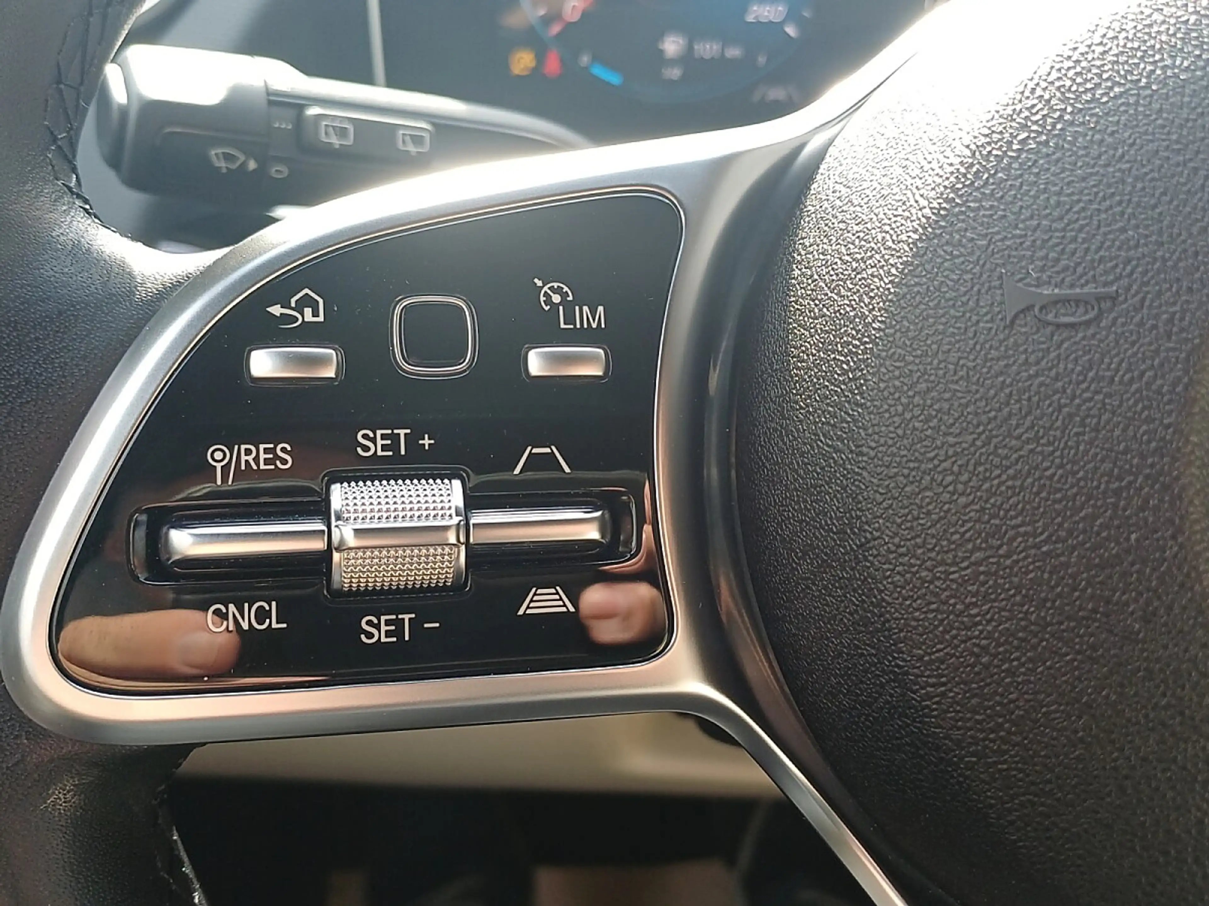 Mercedes-Benz B 220 4MATIC Aut. — photo 15