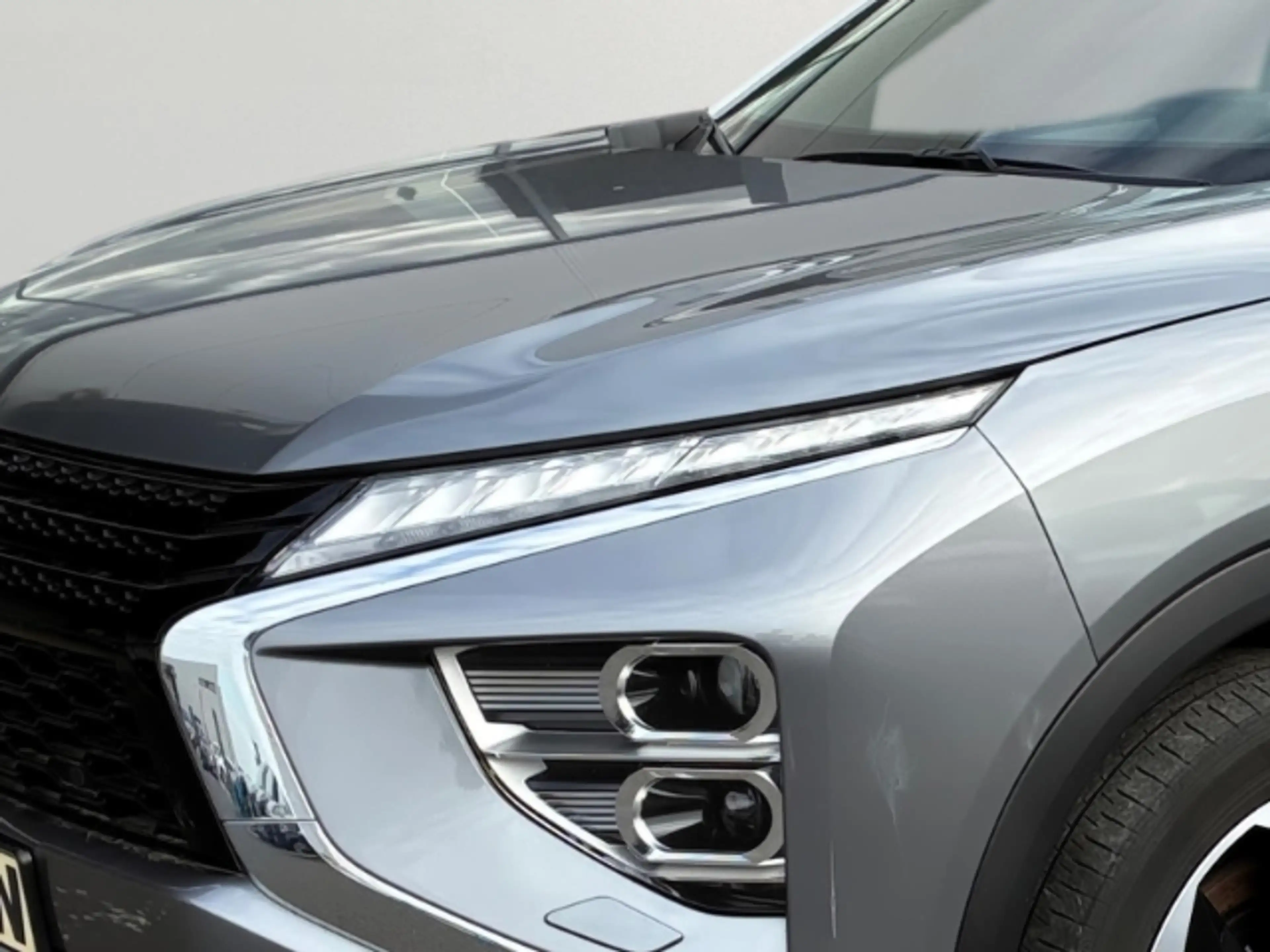 Mitsubishi Eclipse Cross 2.4 Intro Edition Plug-In-Hybrid/Allrad/LED/Klimaa — photo 6