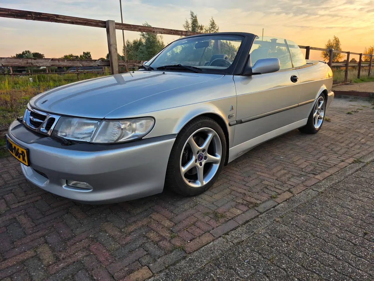 Saab 9-3 2.3 Turbo Viggen, foto 6