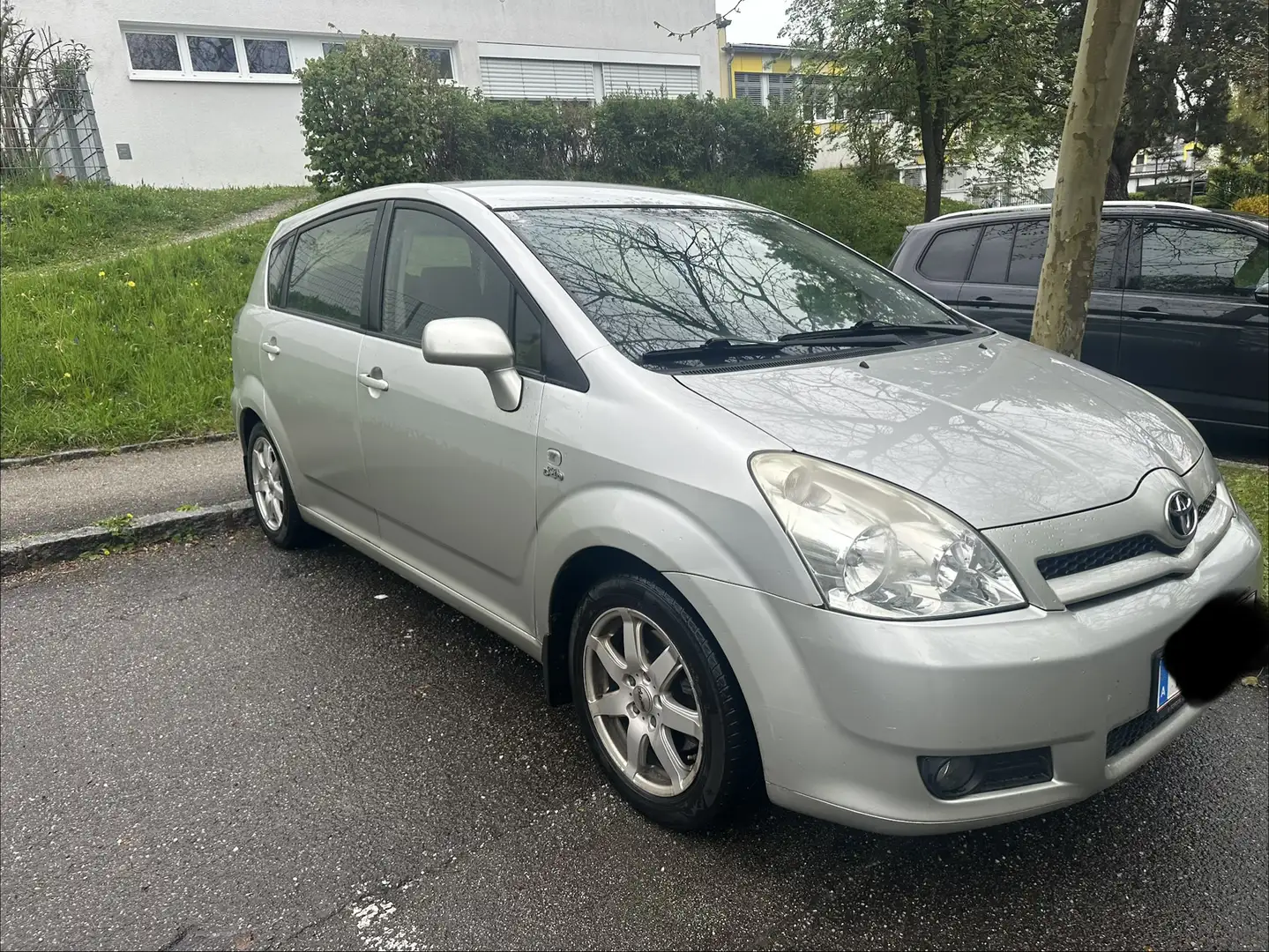 Toyota Corolla Verso 2.0 D-4D - 2