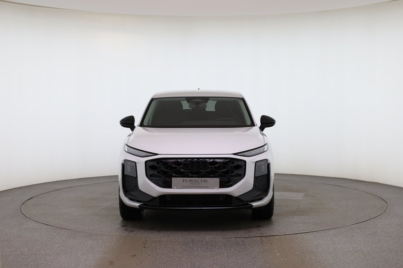 Audi Q3 e-hybrid 200 kW — photo 5