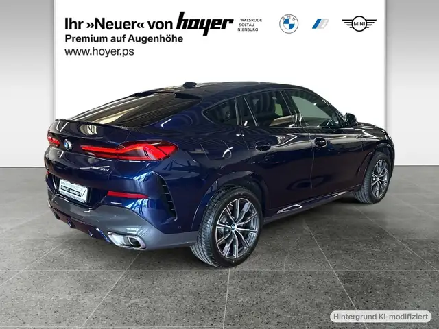 BMW X6 view 2
